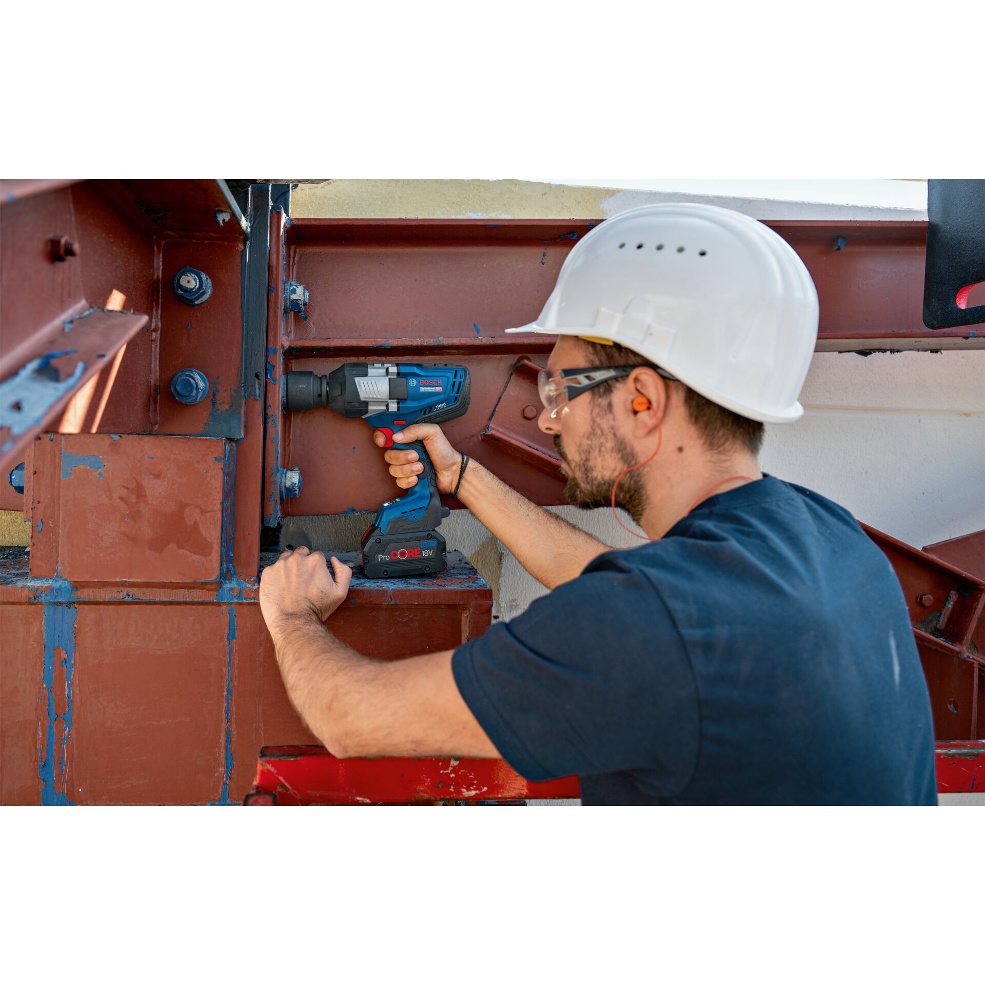 Person, Arbeiter, Elektrische Bohrmaschine, Werkzeug, Schutzhelm