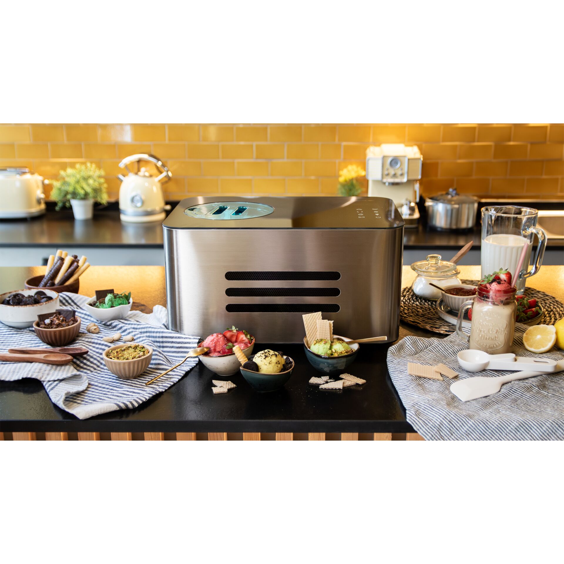 Drinnen, Küche, Drinnen, Küche