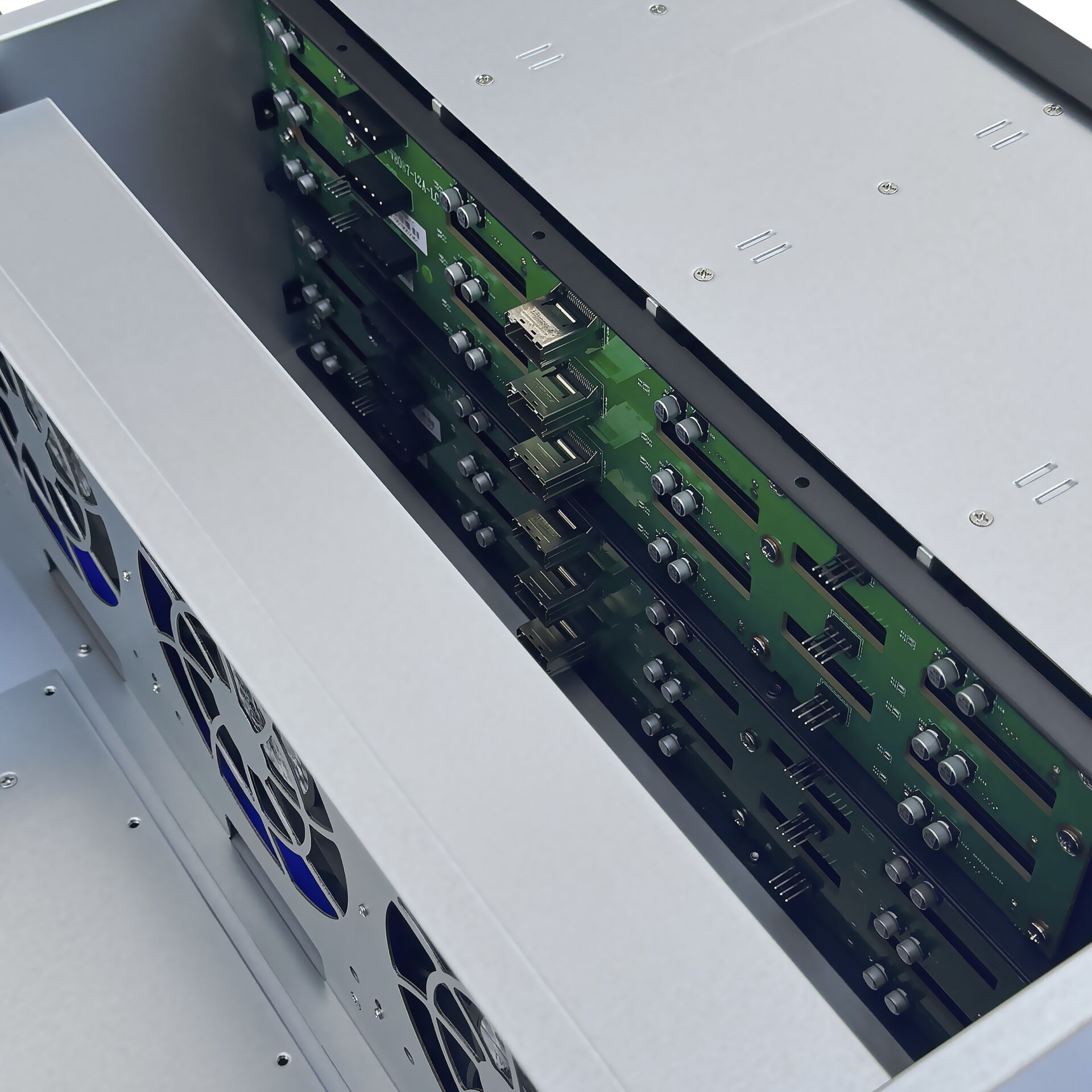 server, Rackmontage, PCB, Schaltungen, Lüfter