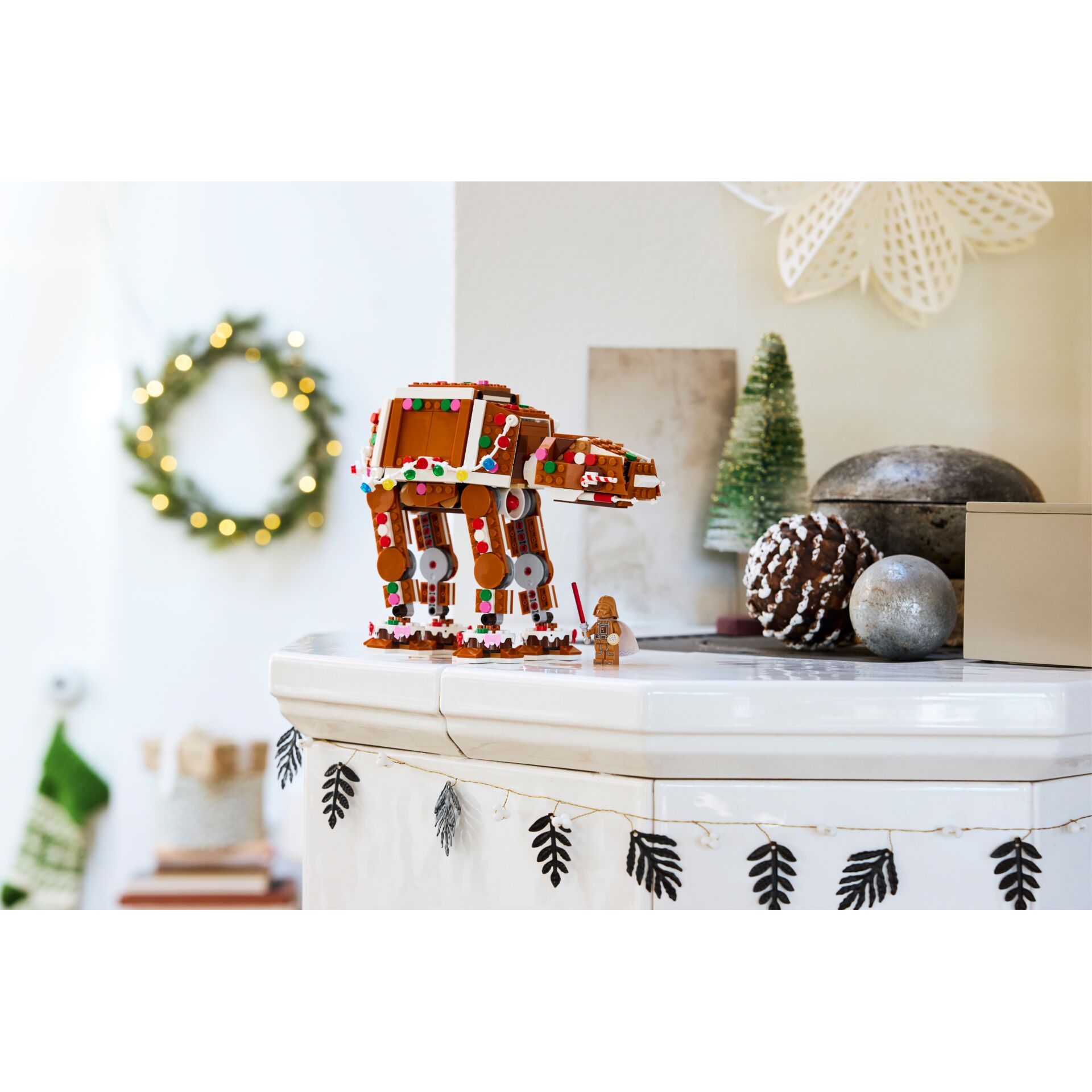 lego, gingerbread, robot, gingerbread-ornament, christmas-decor