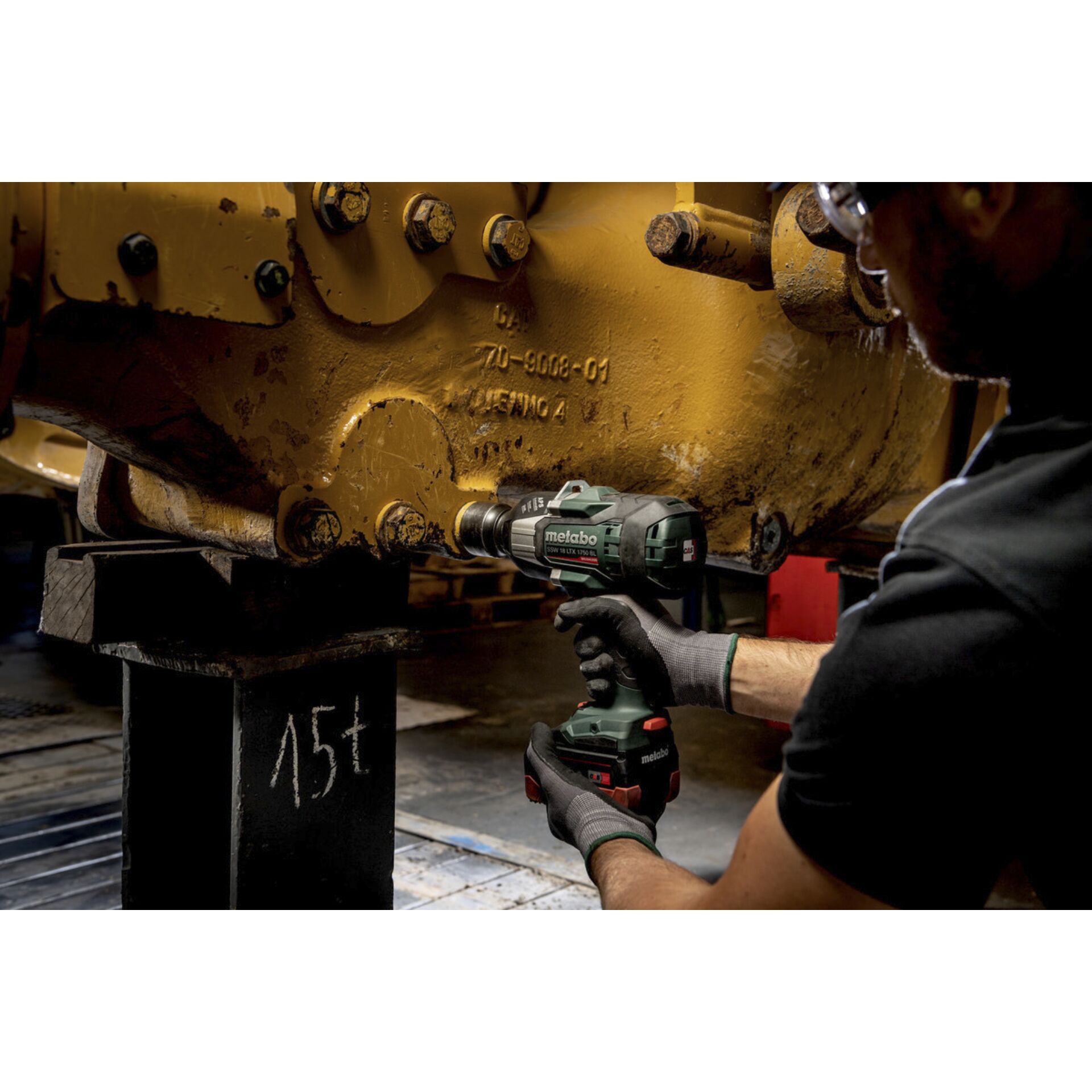 Gerät, Elektrische Bohrmaschine, Werkzeug, Kleidung, Handschuh