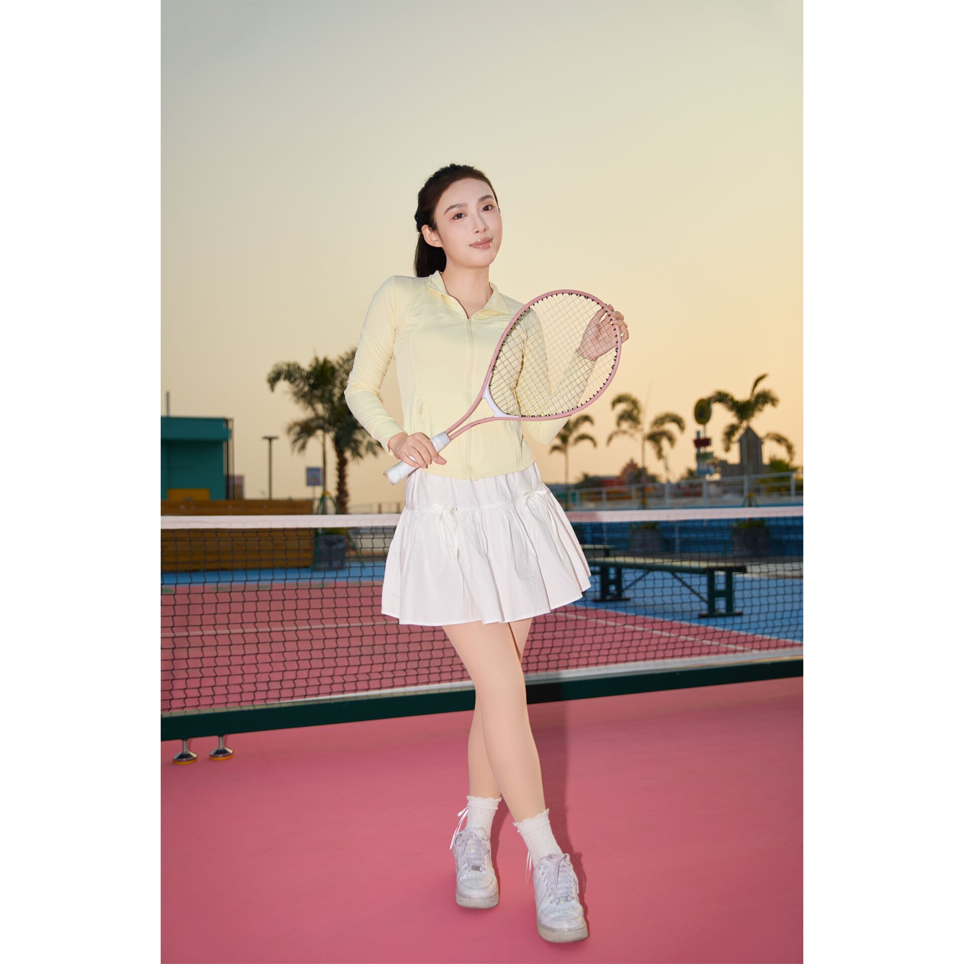 Tennisracket, Tennisball, Racket, Skirt, Sportoutfit