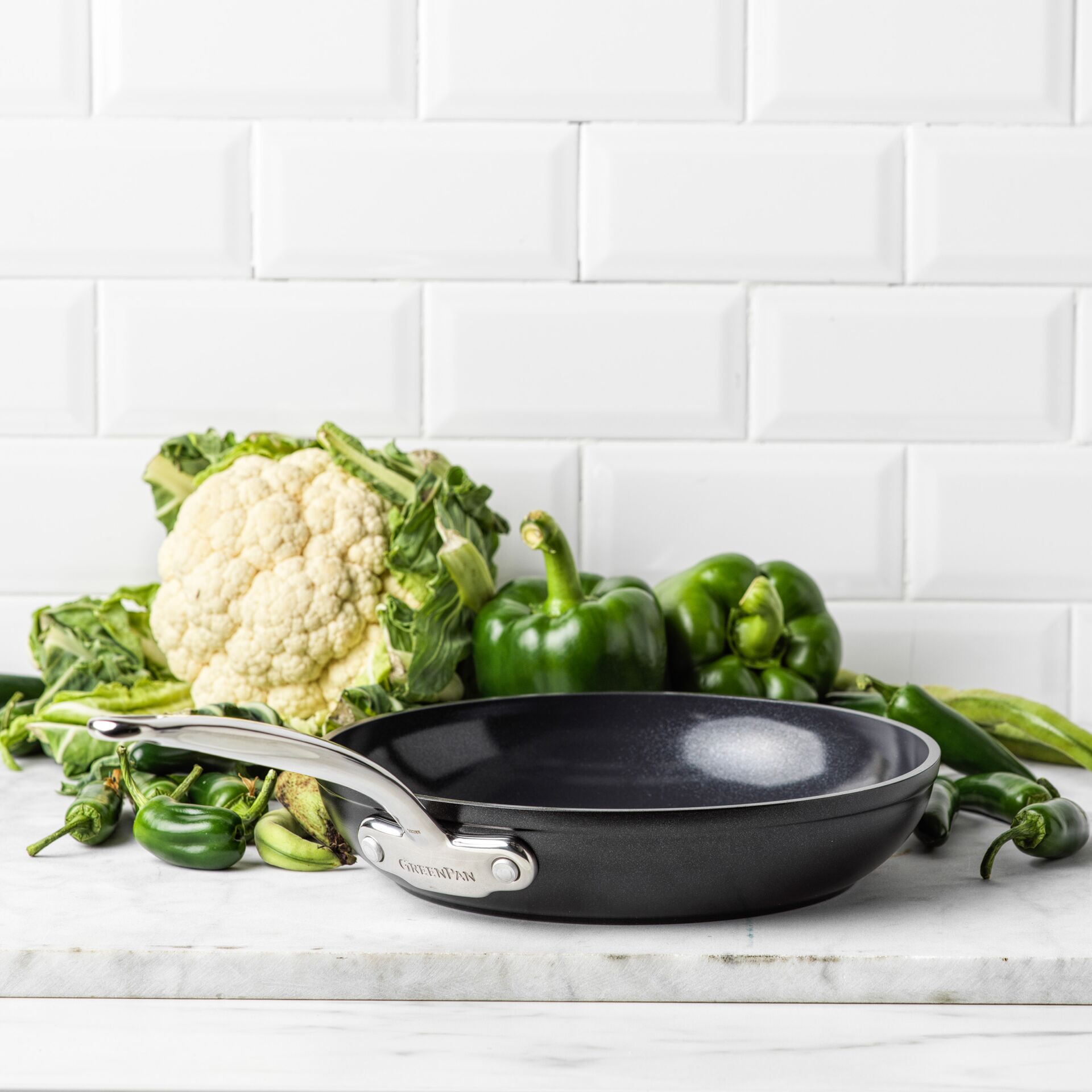 bratpfanne, antihaft, schmorpfanne, metallgriff, schwarz, bratpfanne, antihaft, edelstahl, grillpfanne, grünes gemüse