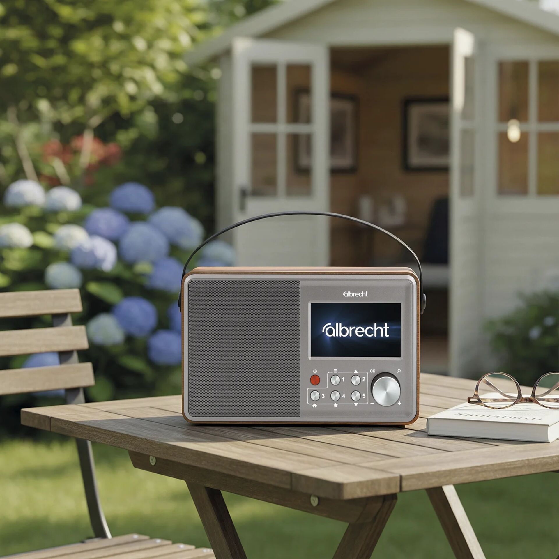 Tragbares Radio, Bluetooth Radio, UKW/AM Radio, Gehäuse Holz/Metall, Outdoor Garten