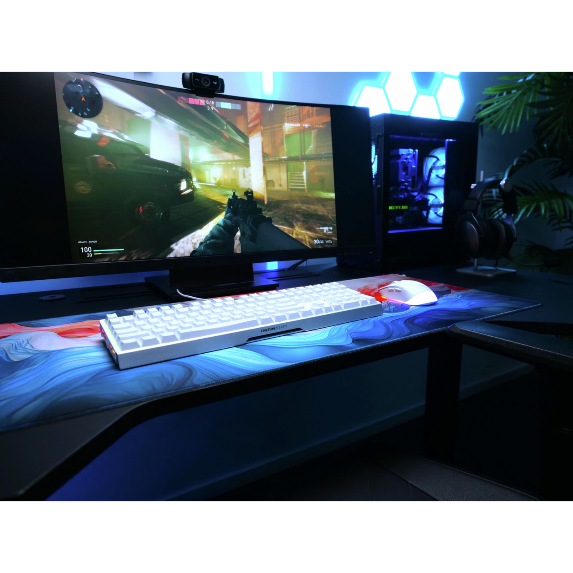 Gaming-Setup, Desktop-Monitor, Mechanische-Tastatur, Gaming-Maus, PC-Turm