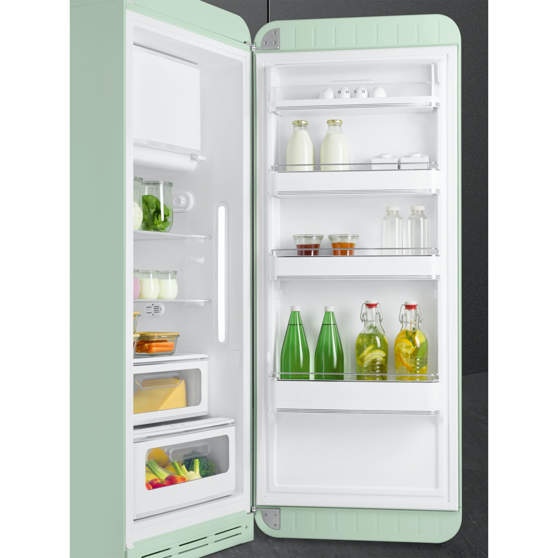 Kühlschrank, Frischegeräte, Gläser, Flaschen, Gemüse