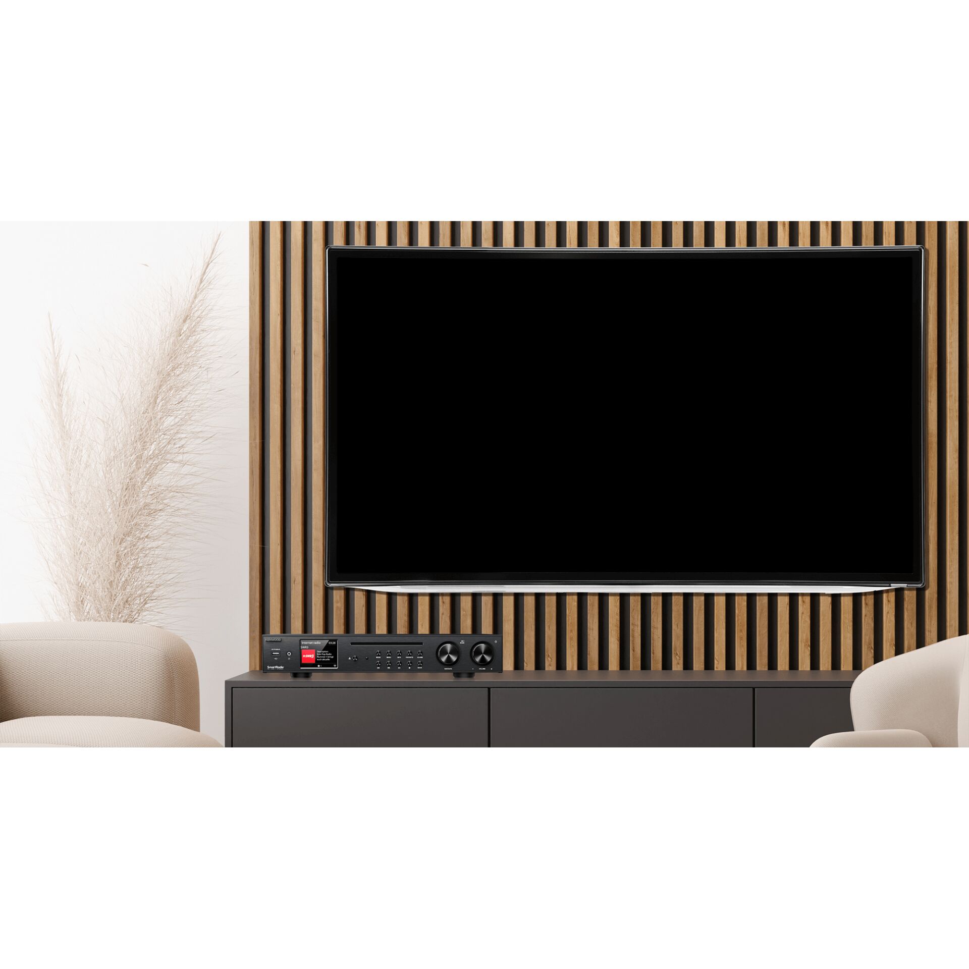 Fernseher, TV, Wandhalterung, Holzpaneel, Wohnzimmer