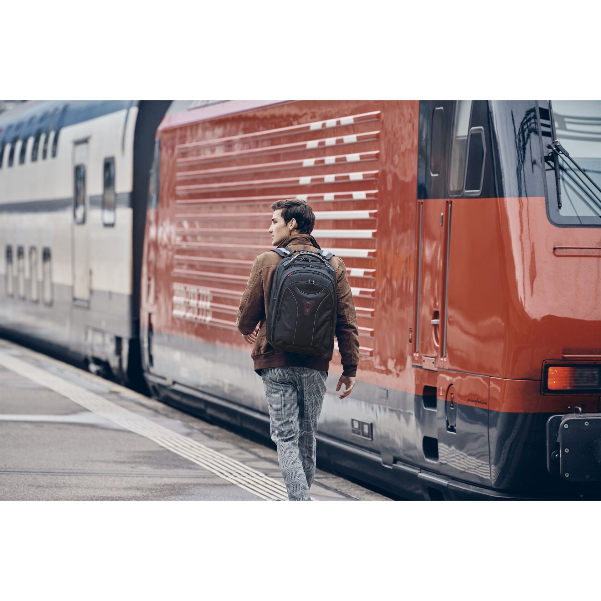 Erwachsener, Männlich, Mann, Person, Zug