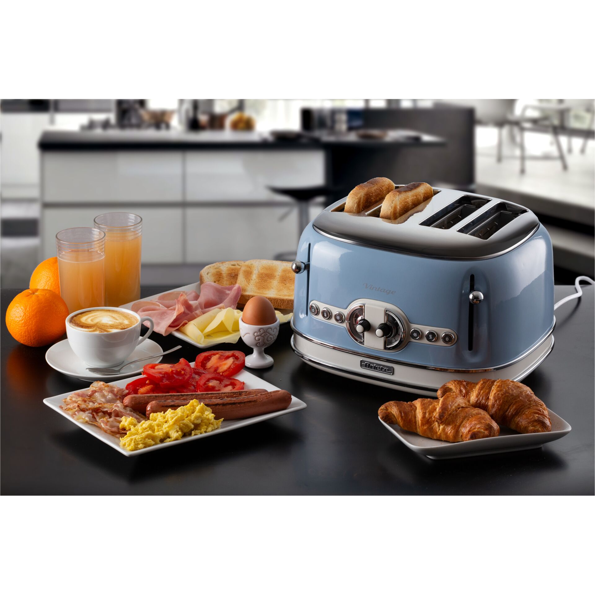 Toaster, Toaster mit Brot, Blauer Toaster, Frühstücksset, Küchengerät