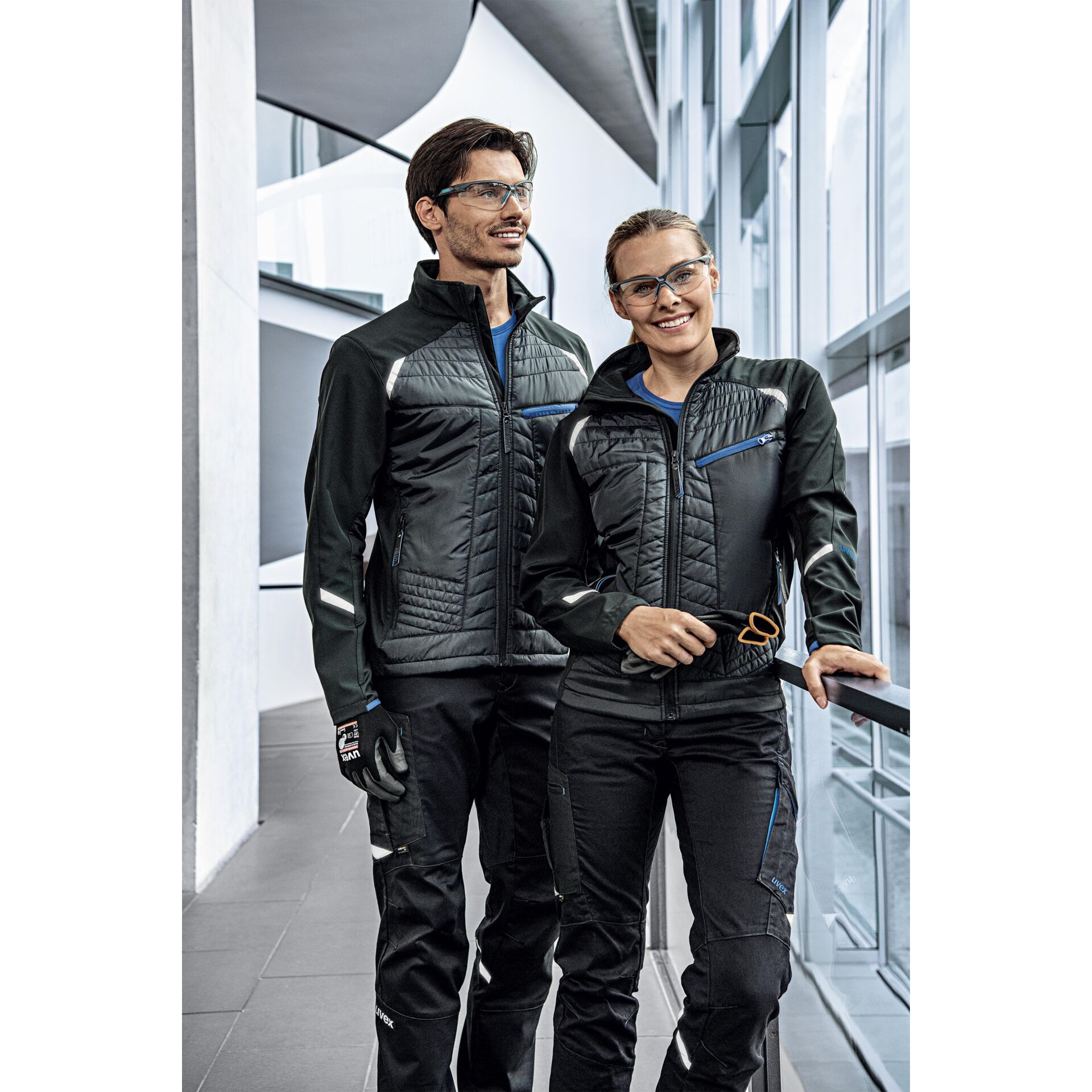 Mantel, Jacke, Hosen, Handschuh, Person