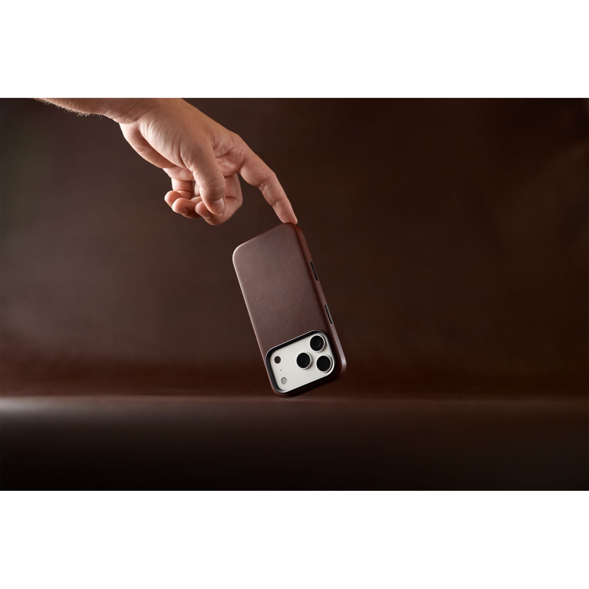 smartphone, case, brown, brown leather, iphone