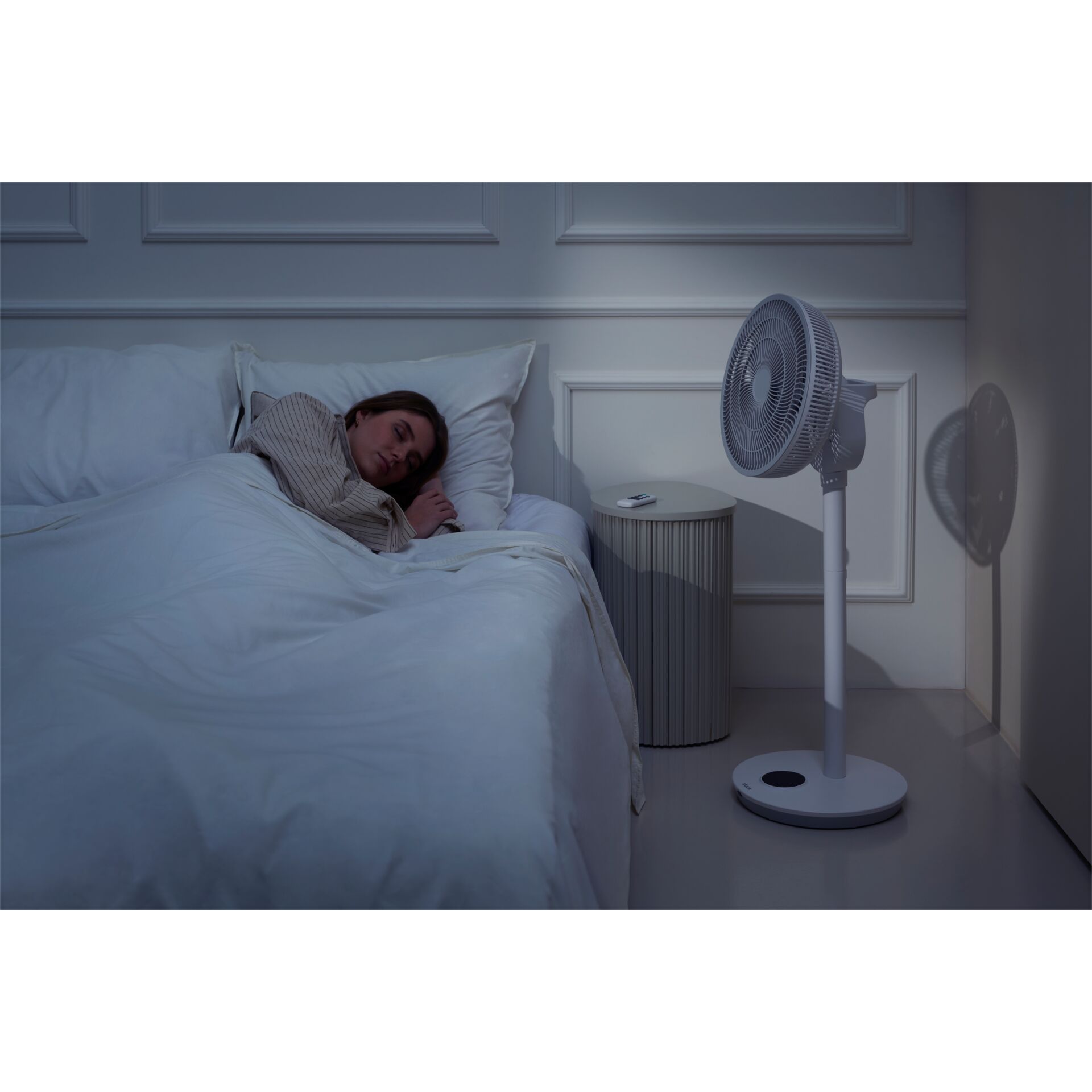 Ventilator, Standventilator, Schlafzimmer, Nachttisch, Fernbedienung