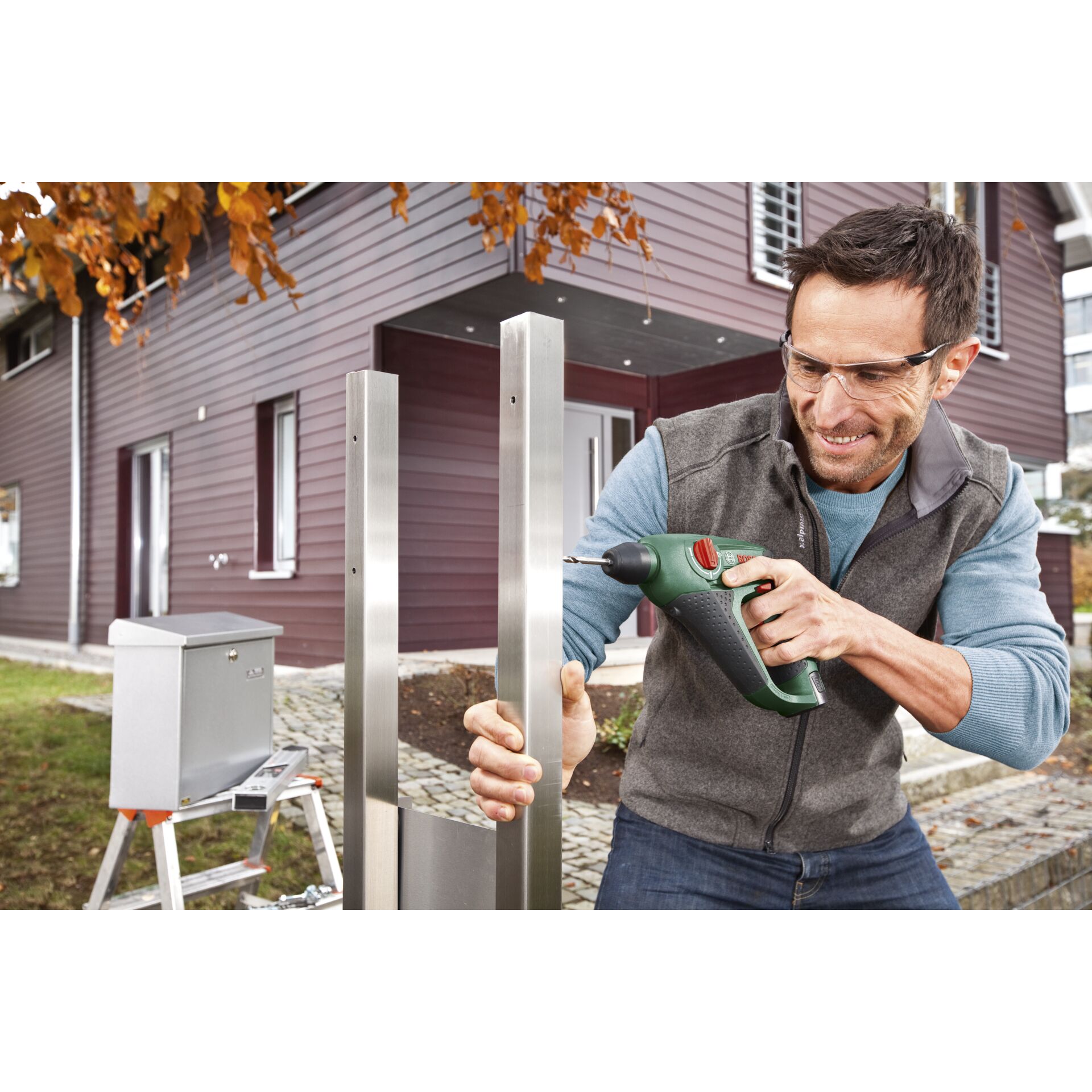 Gerät, Elektrische Bohrmaschine, Werkzeug, Drinnen, Innenarchitektur