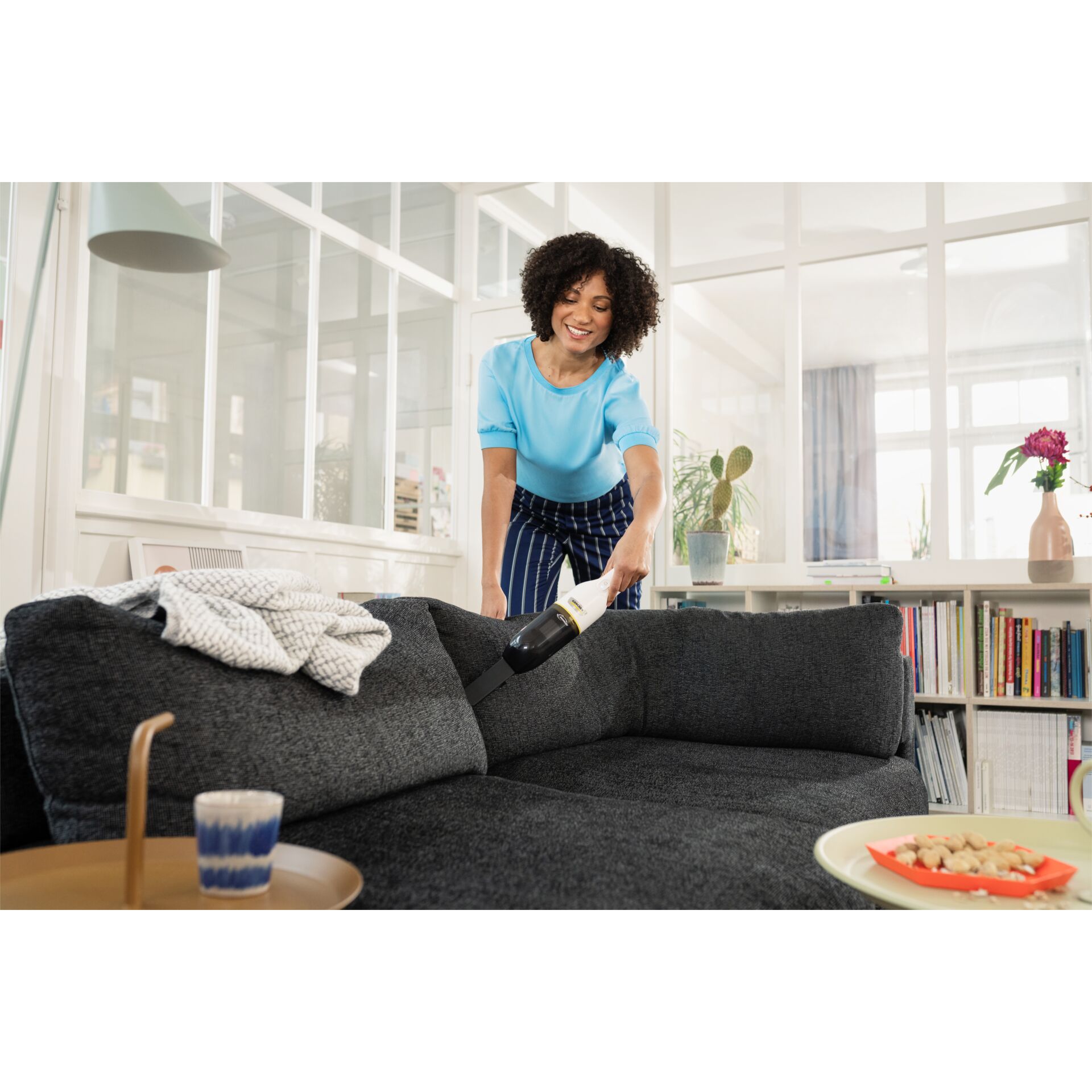 Innenarchitektur, Couch, Wohnzimmer, Person, Frau