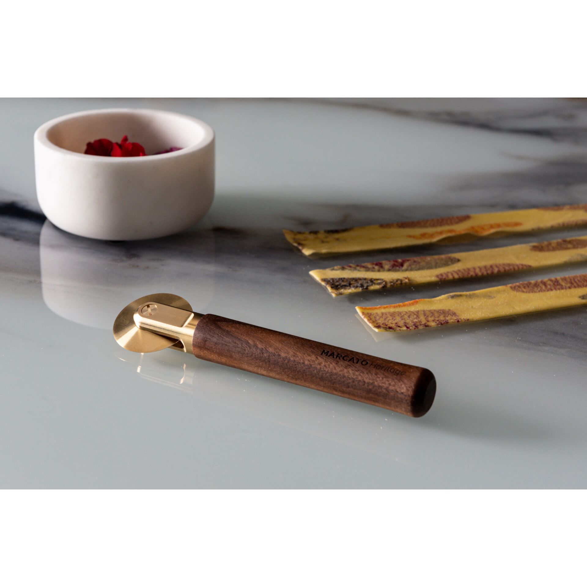 Pizzaroller, Kuchenrollen-Walze, Backhelfer, Holzgriff, Metallrad
