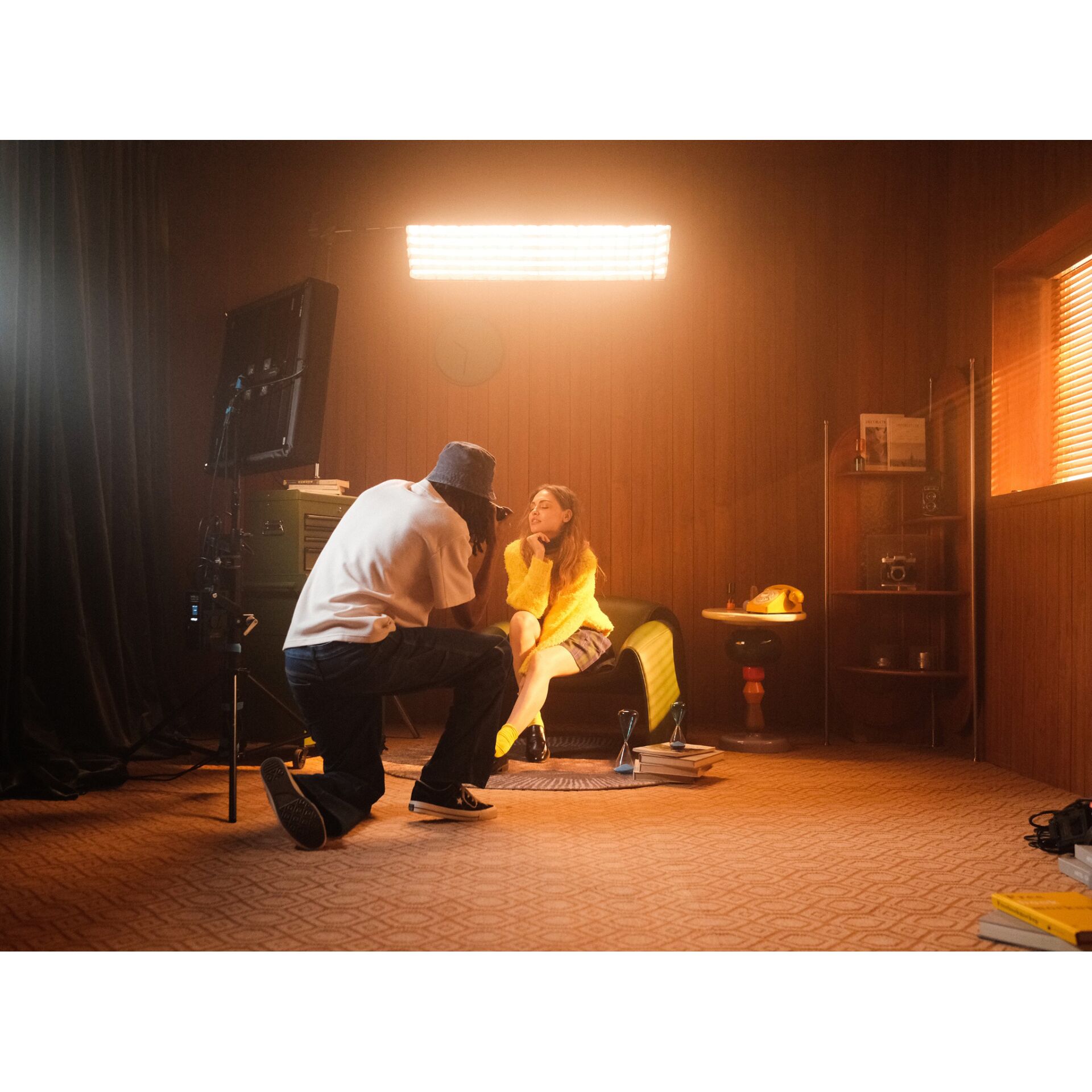 Photographie, Beleuchtung, Innenarchitektur, Schuh, Person