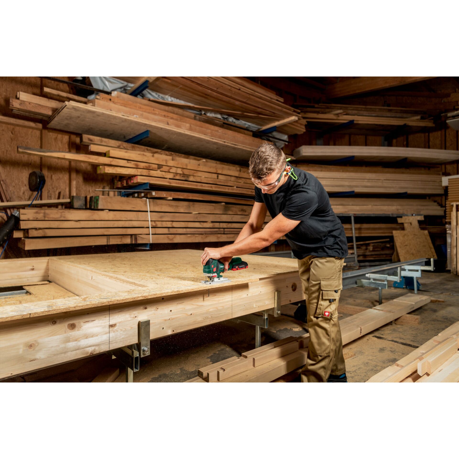 Drinnen, Innenarchitektur, Person, Holzbearbeitung, Holz