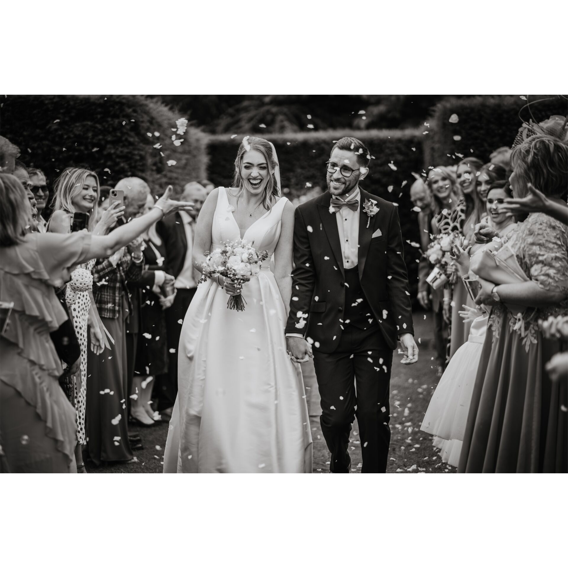 Kleid, Formelle Kleidung, Der Bräutigam, Person, Hochzeitskleid, Kleid, Formelle Kleidung, Der Bräutigam, Person, Hochzeitskleid