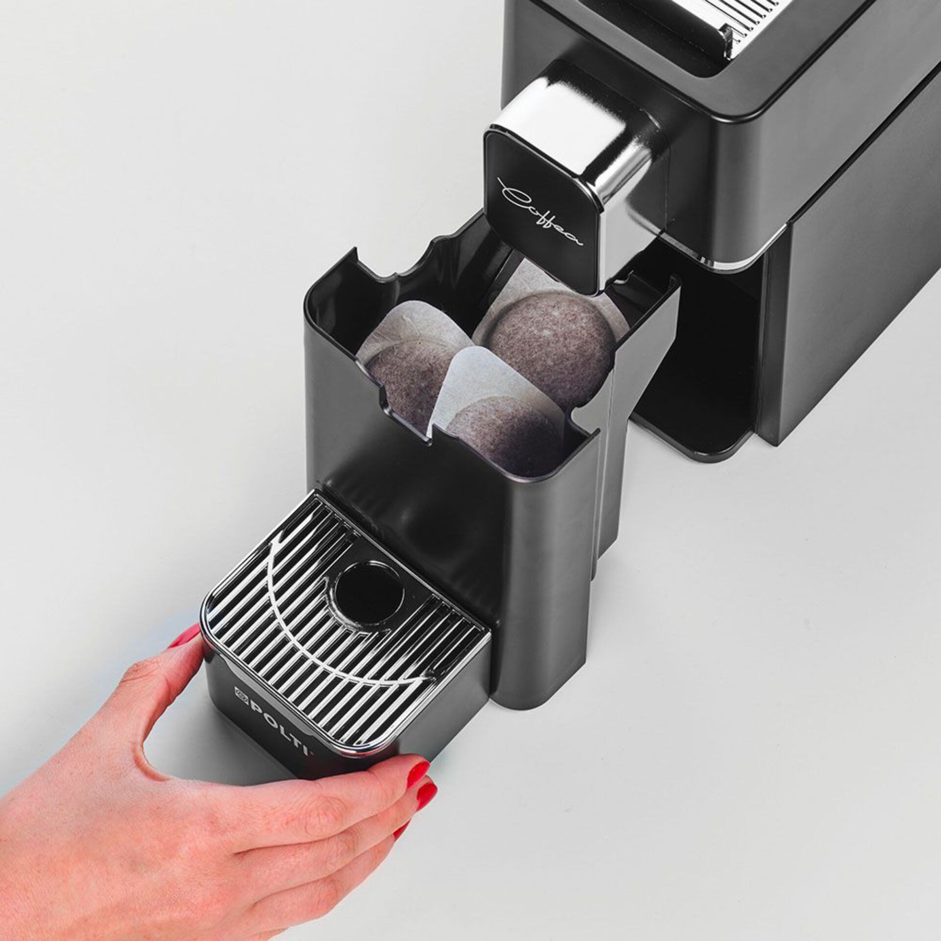 Kapselkaffeemaschine, Kapselbehälter, Schwarz-Silber, Abtropfgitter