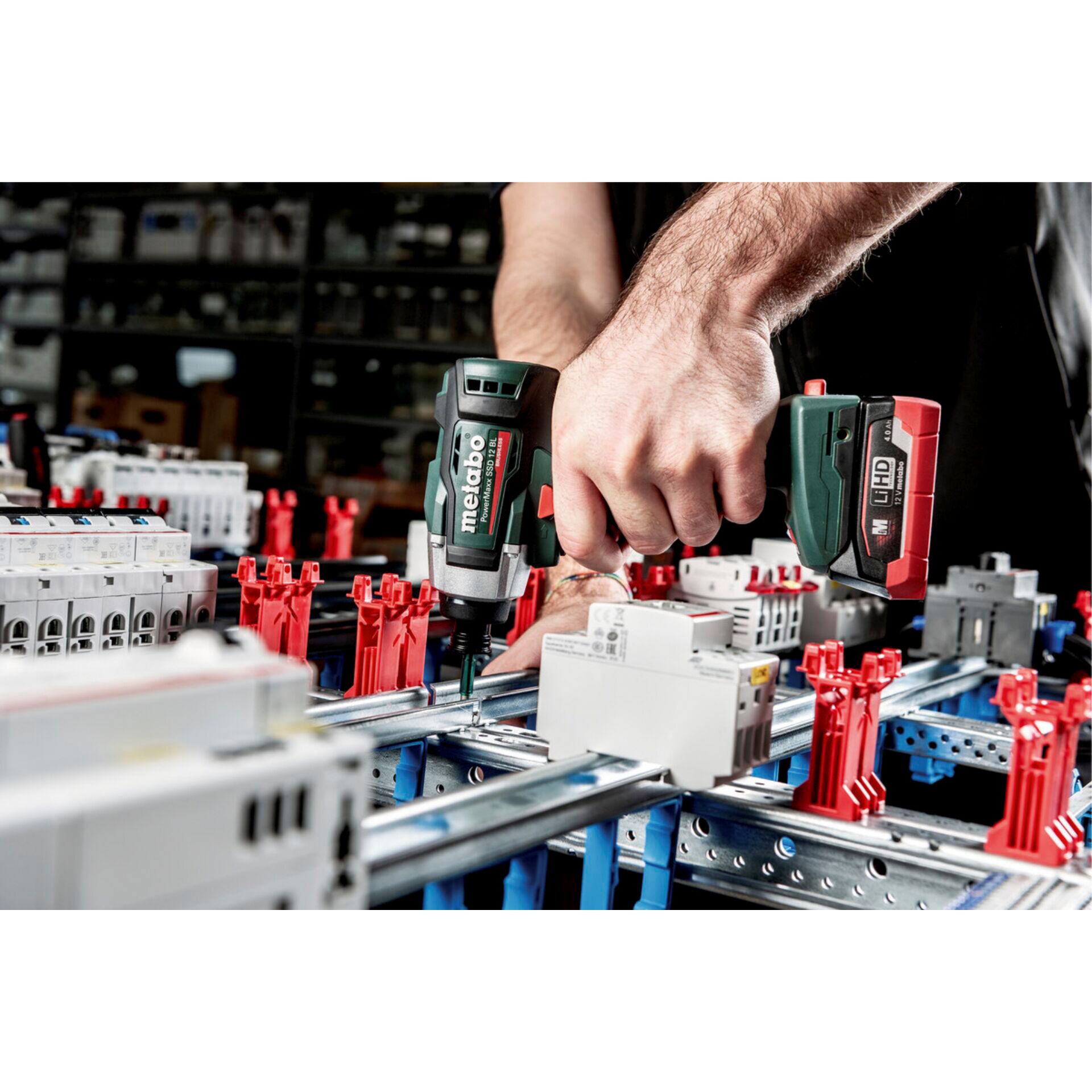 Gerät, Elektrische Bohrmaschine, Werkzeug