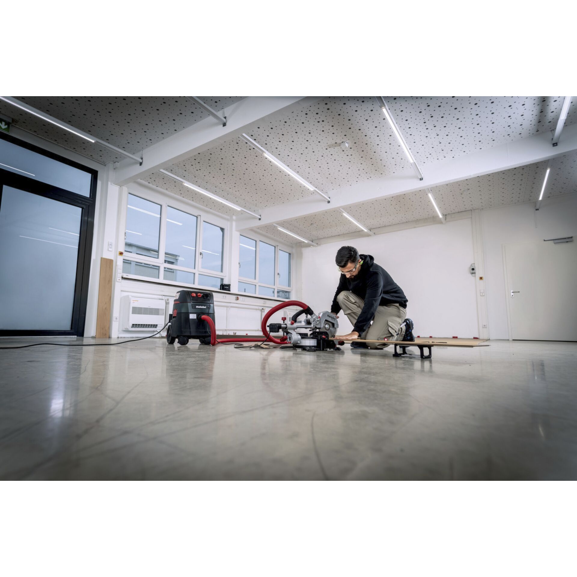 Fußboden, Erwachsener, Männlich, Mann, Person