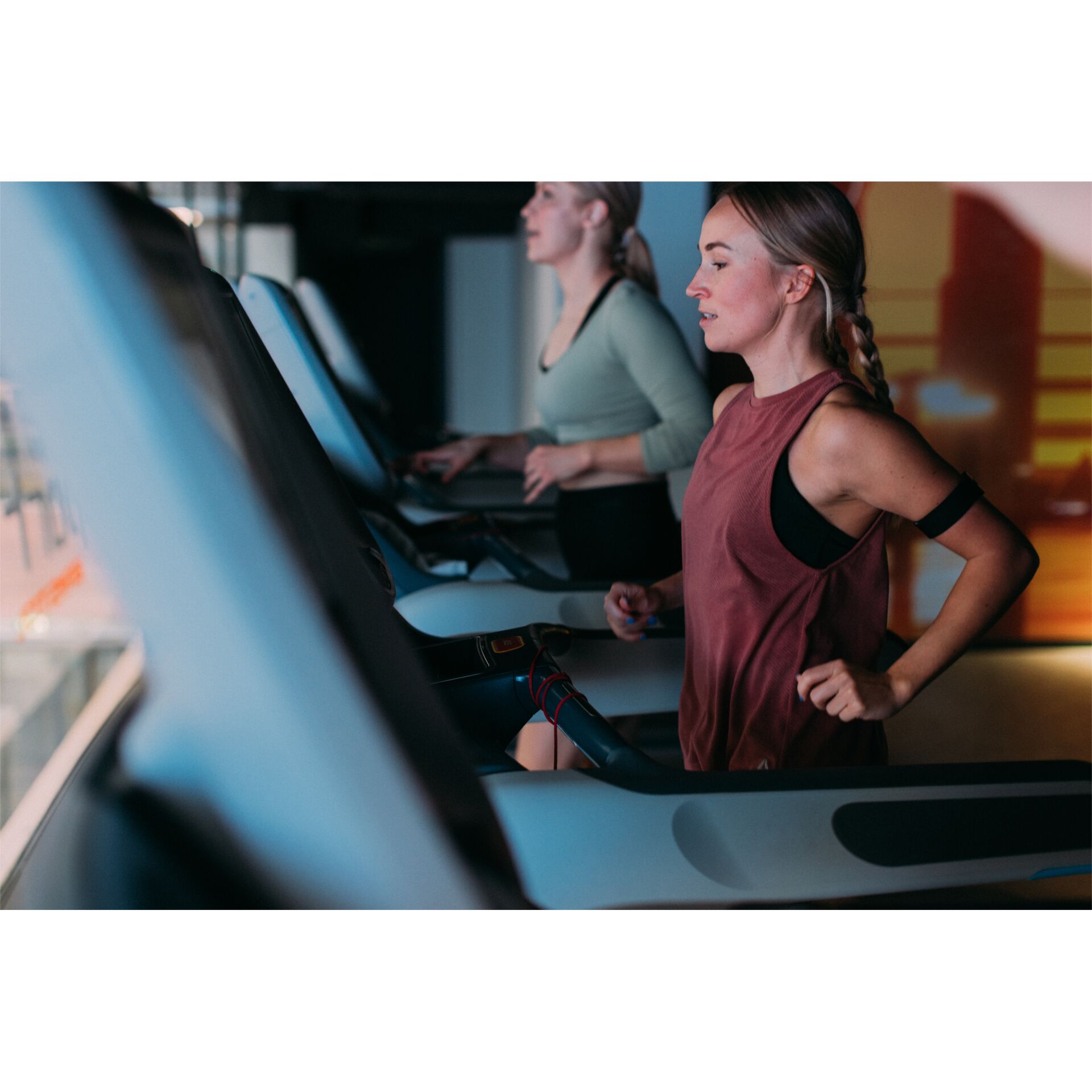 Fitness, Laufband, Laufen, Athletisch, Indoor