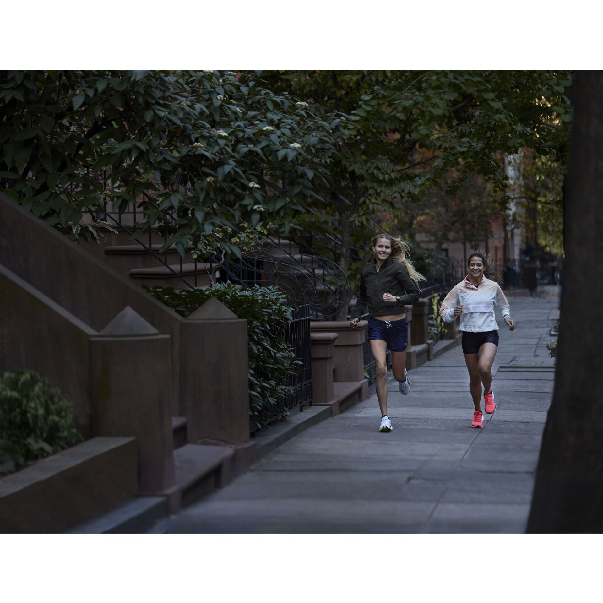 Schuh, Erwachsener, Weiblich, Person, Frau