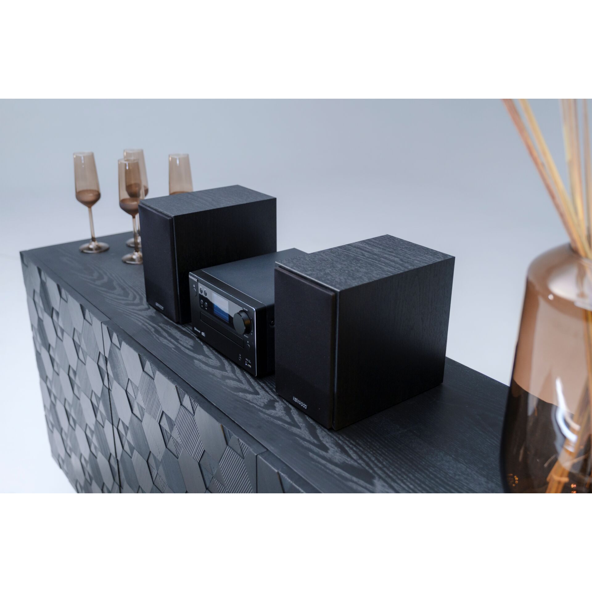 Moebel, Anrichte, Elektronik, Sprecher, Tabelle