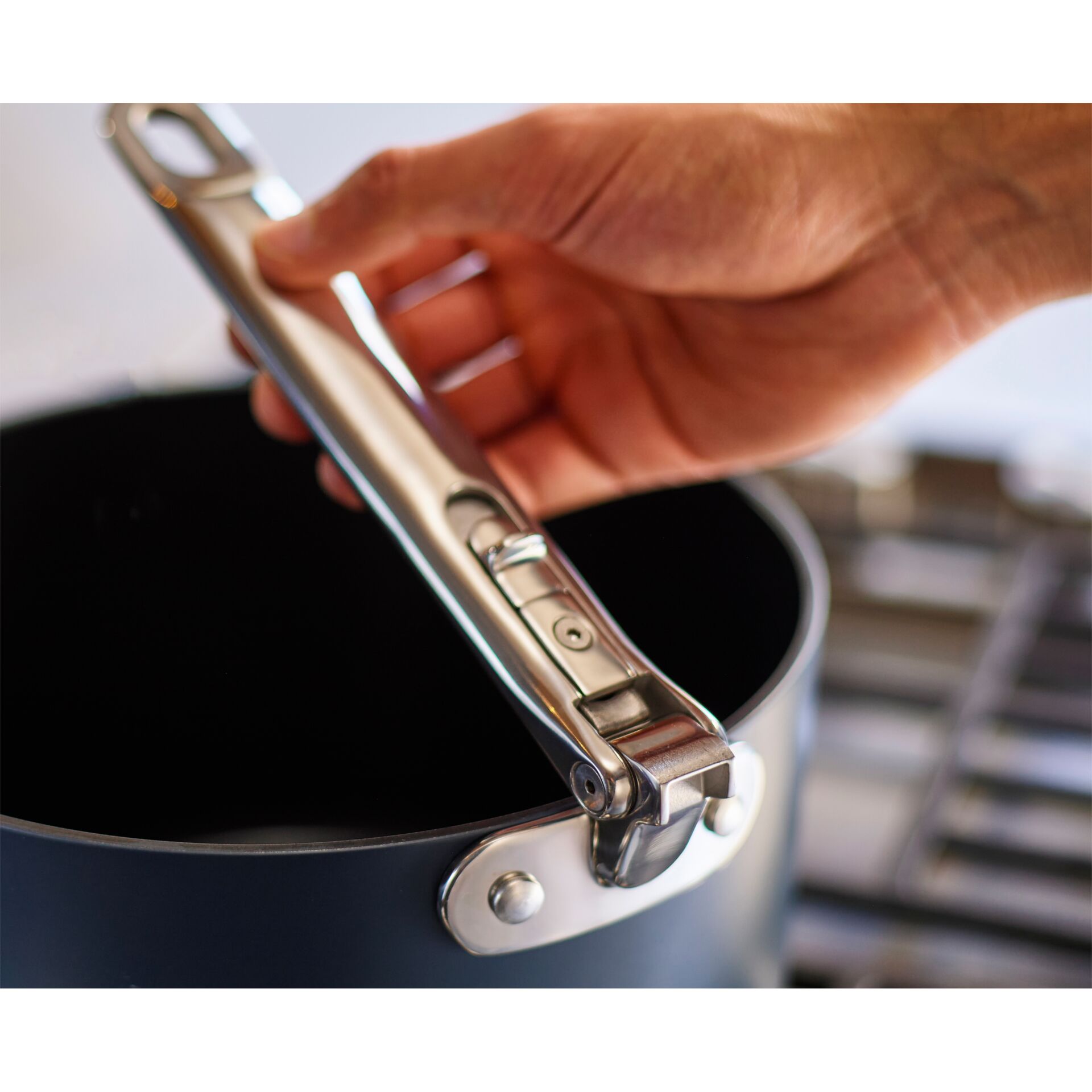 Kochtopf, Kochgeschirr, Person, Rauchrohr