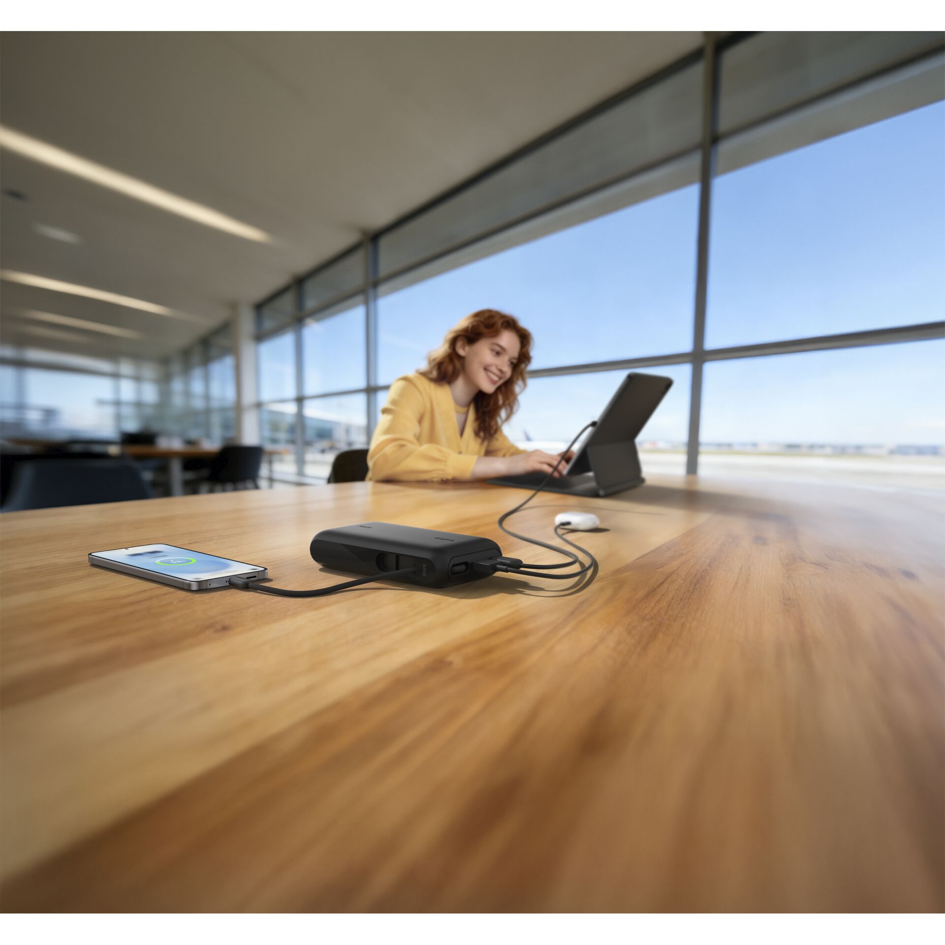 Powerbank, Ladegerät, USB-C, Tischgerät, Arbeitsplatzzubehör