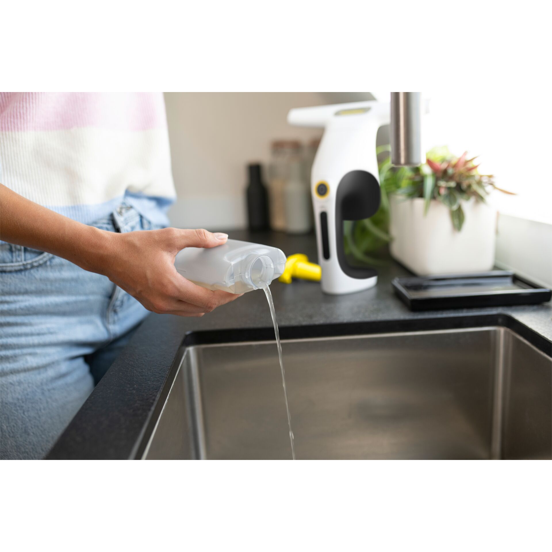 Wasserflasche, Spülmittelspender, Küchenarmatur, Spender, Küche