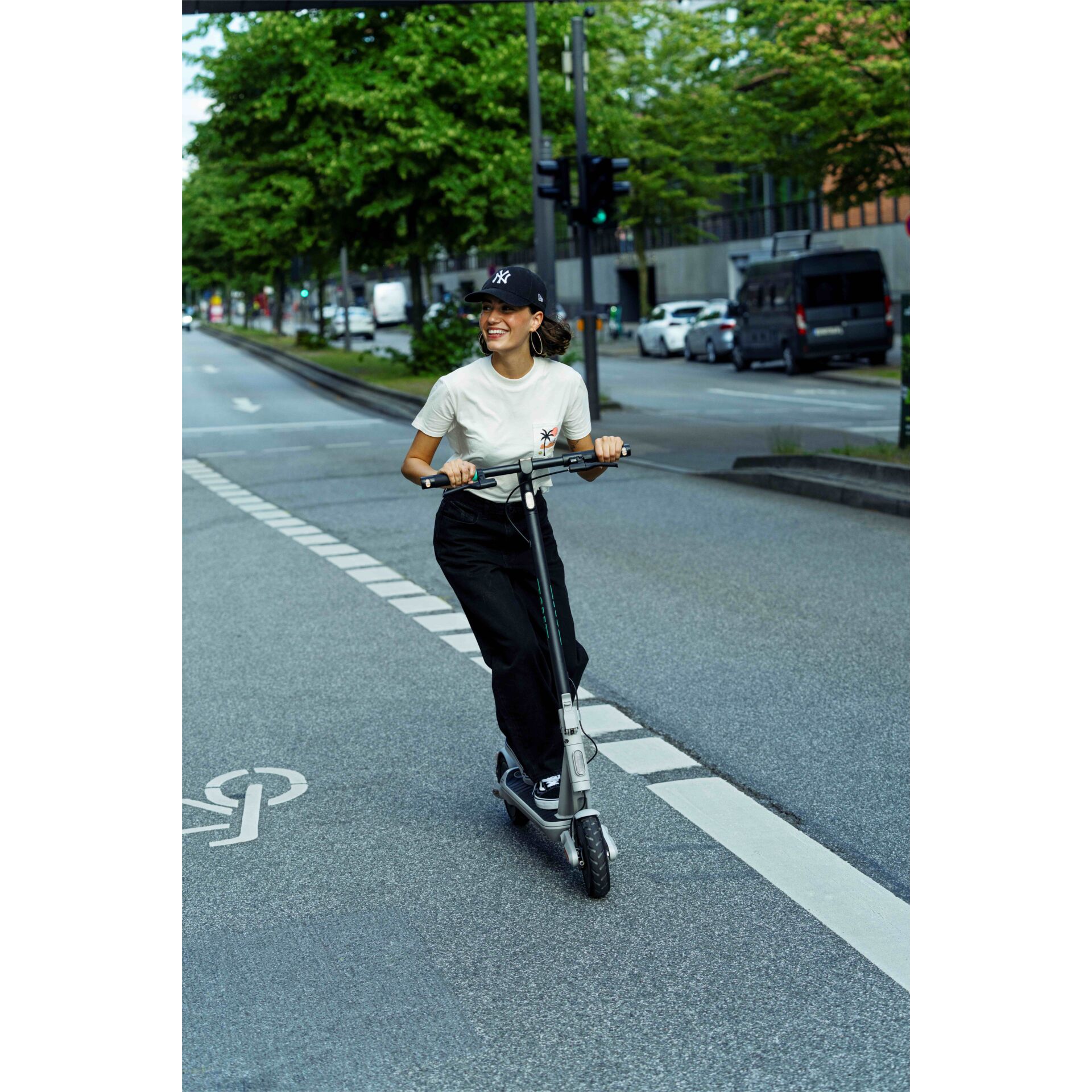 Roller, Transport, Fahrzeug, E-Scooter, Roller, Transport, Fahrzeug, E-Scooter, Roller, Transport, Fahrzeug, E-Scooter, Roller, Transport, Fahrzeug, E-Scooter, Roller, Transport, Fahrzeug, E-Scooter, Roller, Transport, Fahrzeug, E-Scooter