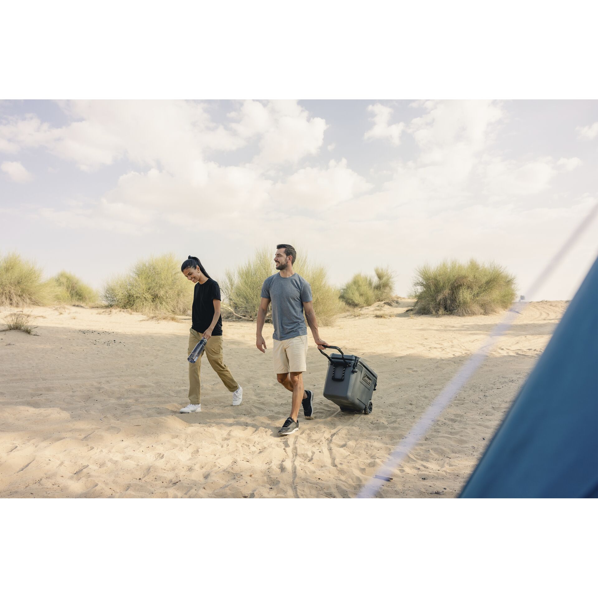 Person, Gehen, Schuh, Erwachsener, Mann