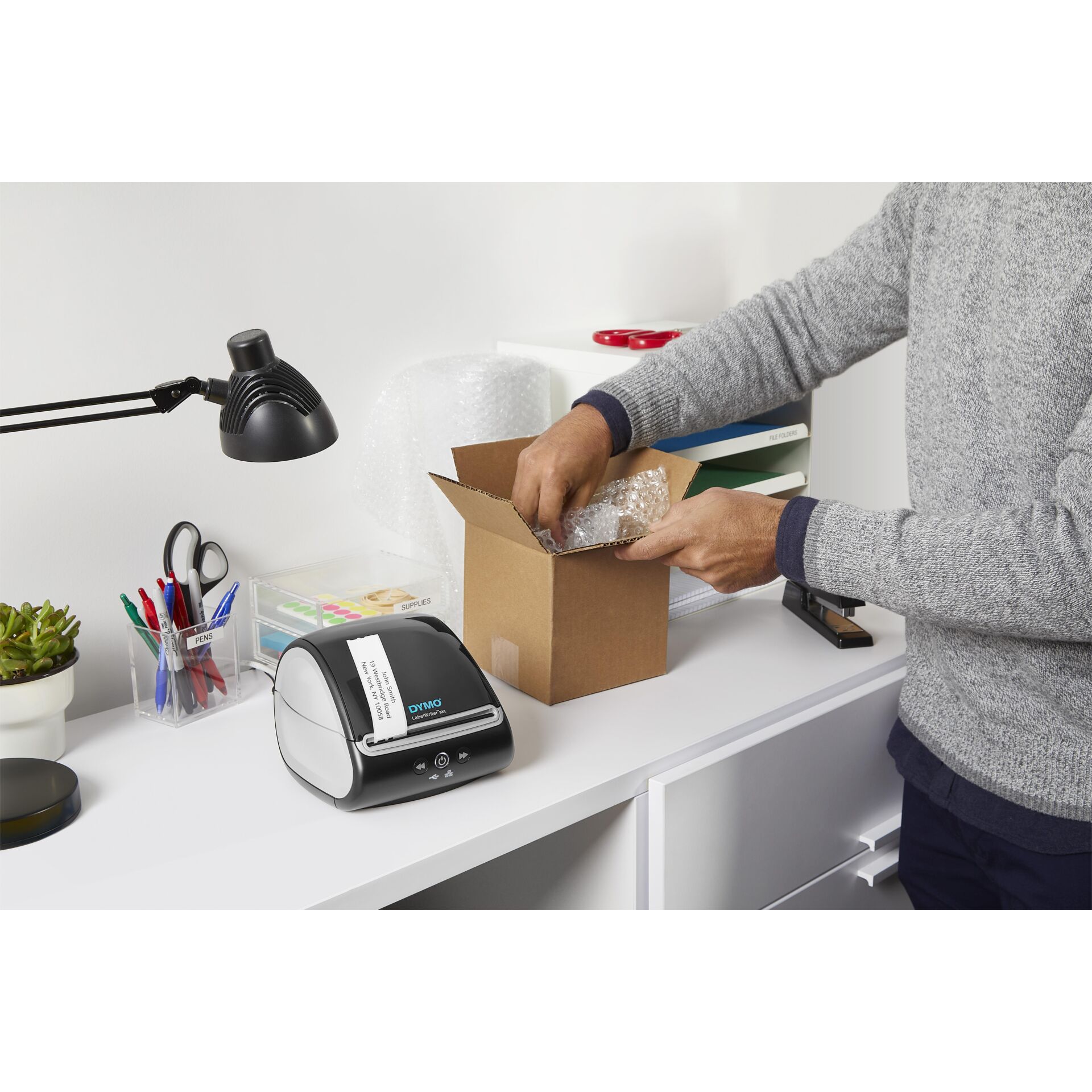 Computerausrüstung, Kiste, Mann, Person