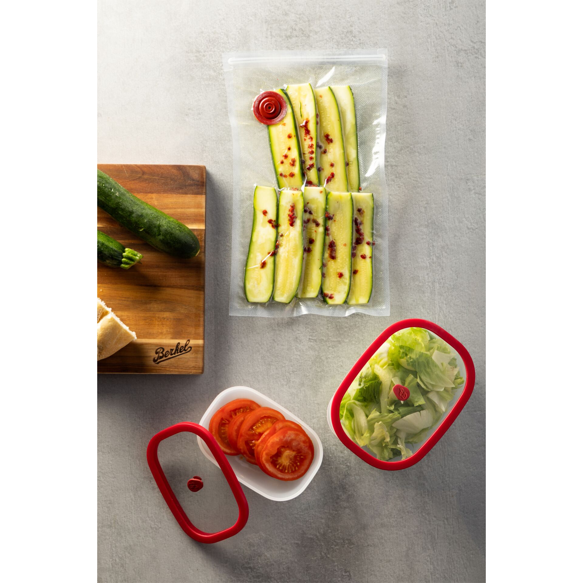 Zucchini, Zucchini-Sticks, Vakuumbeutel, Kühlschrank-Behälter, Gemüsebeutel