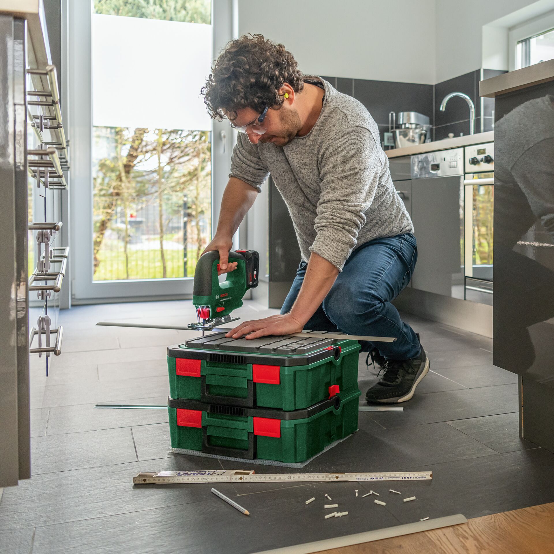 Gerät, Elektrische Bohrmaschine, Werkzeug
