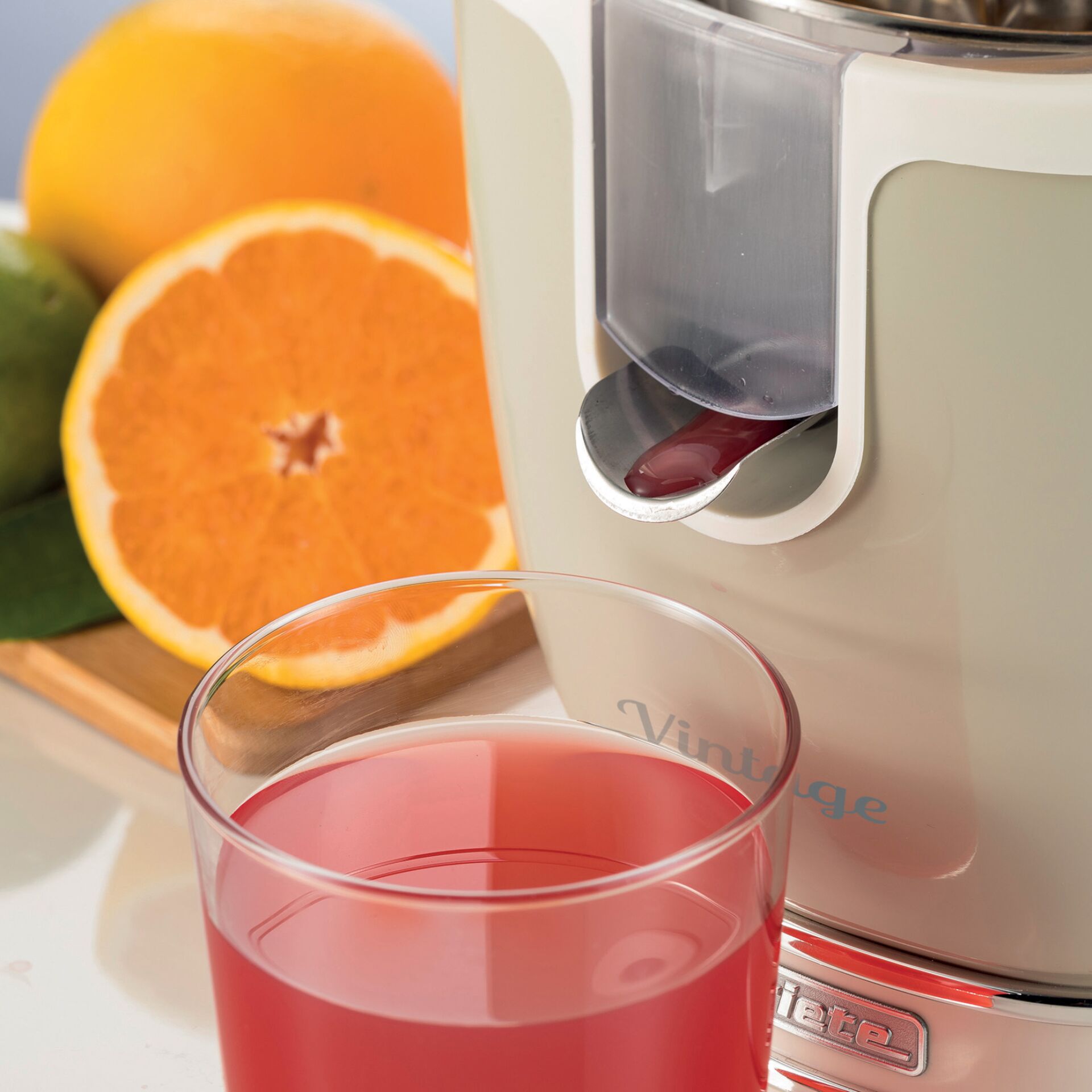 Saftpresse, Orangenpresse, Fruchtsaft, Küchengerät, Glas Saft