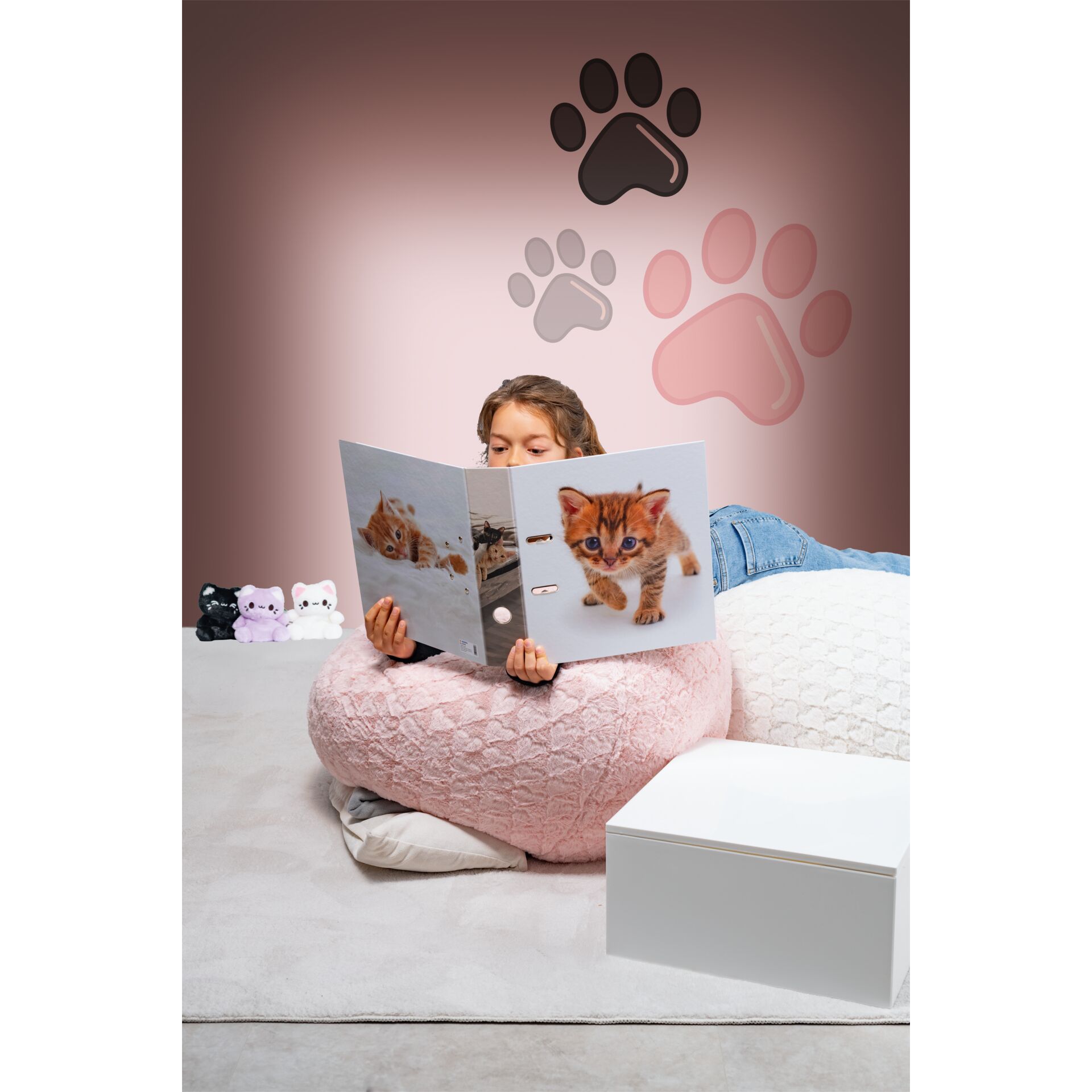 Kinderzimmer, Lesen, Kuschelpelz, Kleinkind, Katzenillustration