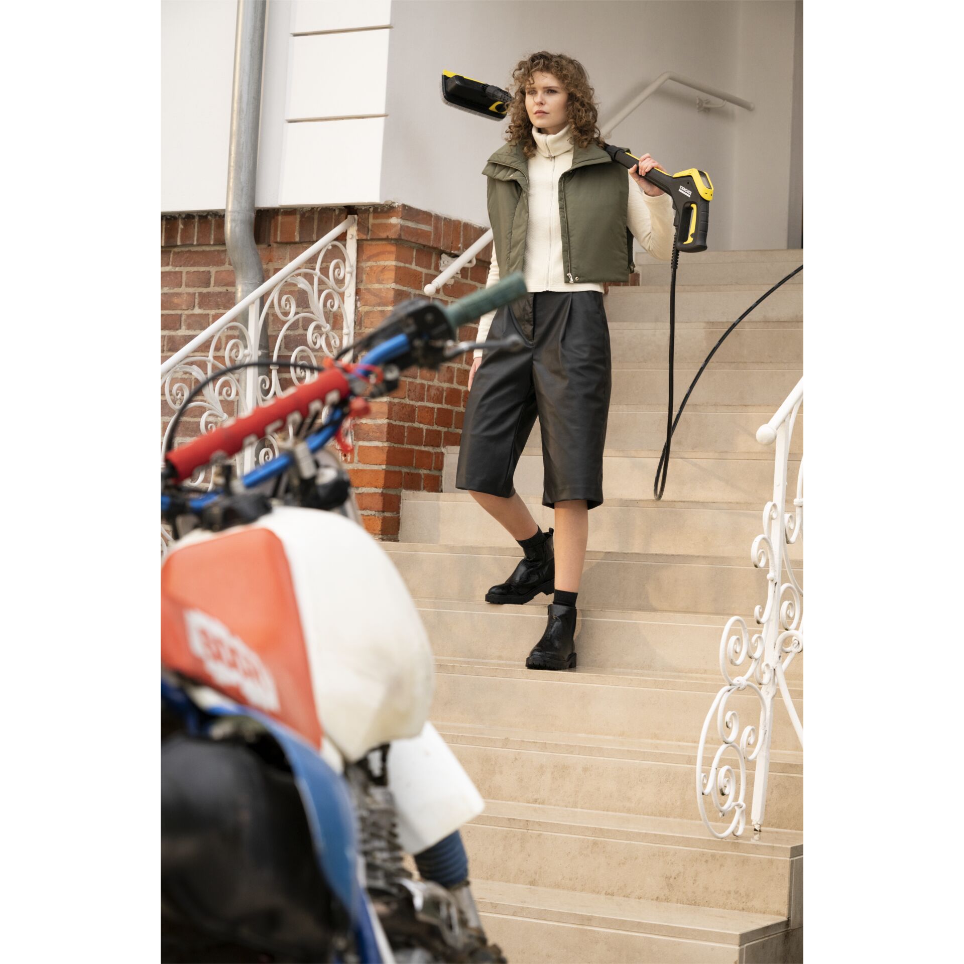 Bekleidung, Hosen, Handlauf, Treppe, Person