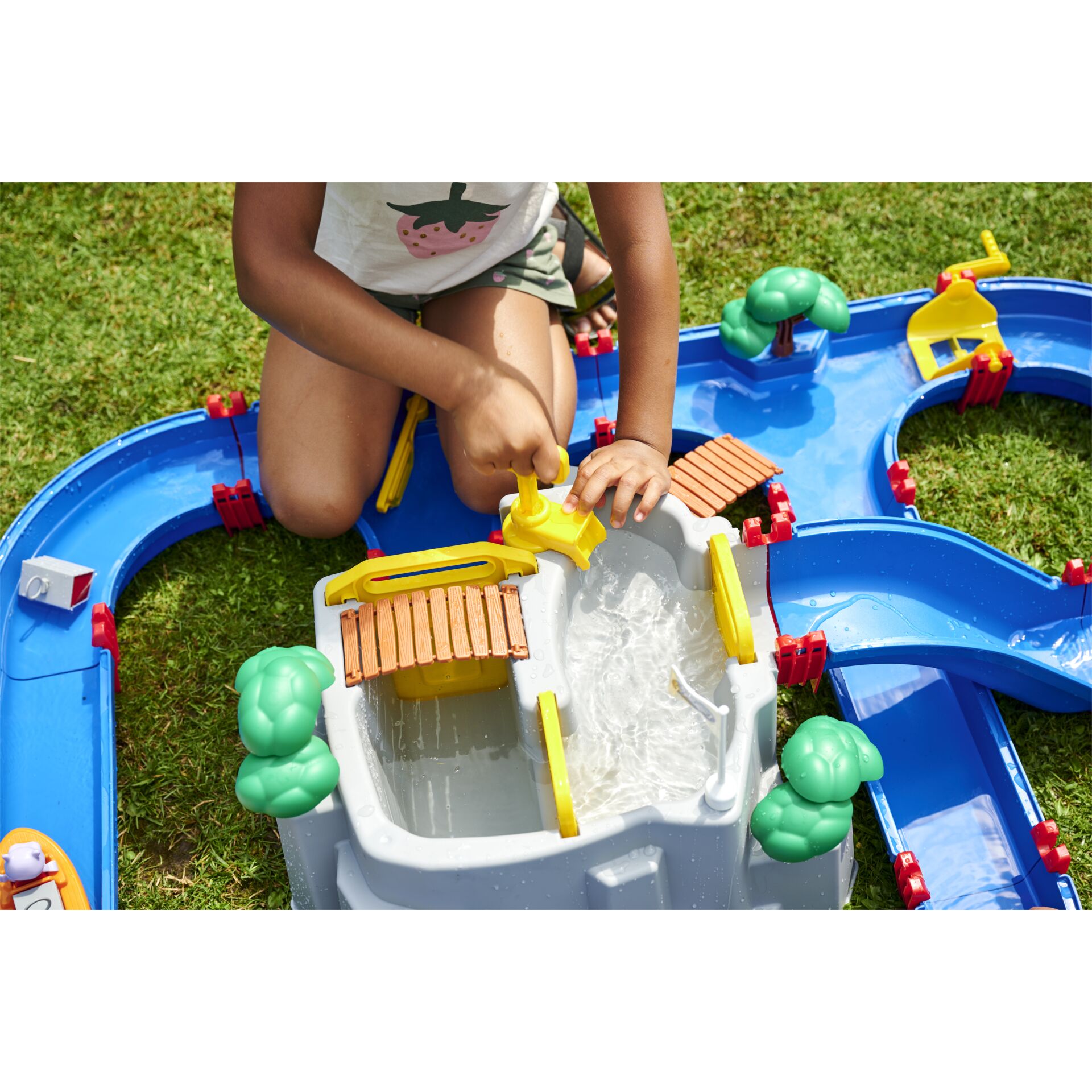 Gras, Sommer, Spielbereich, Spielbereich im Freien, Person