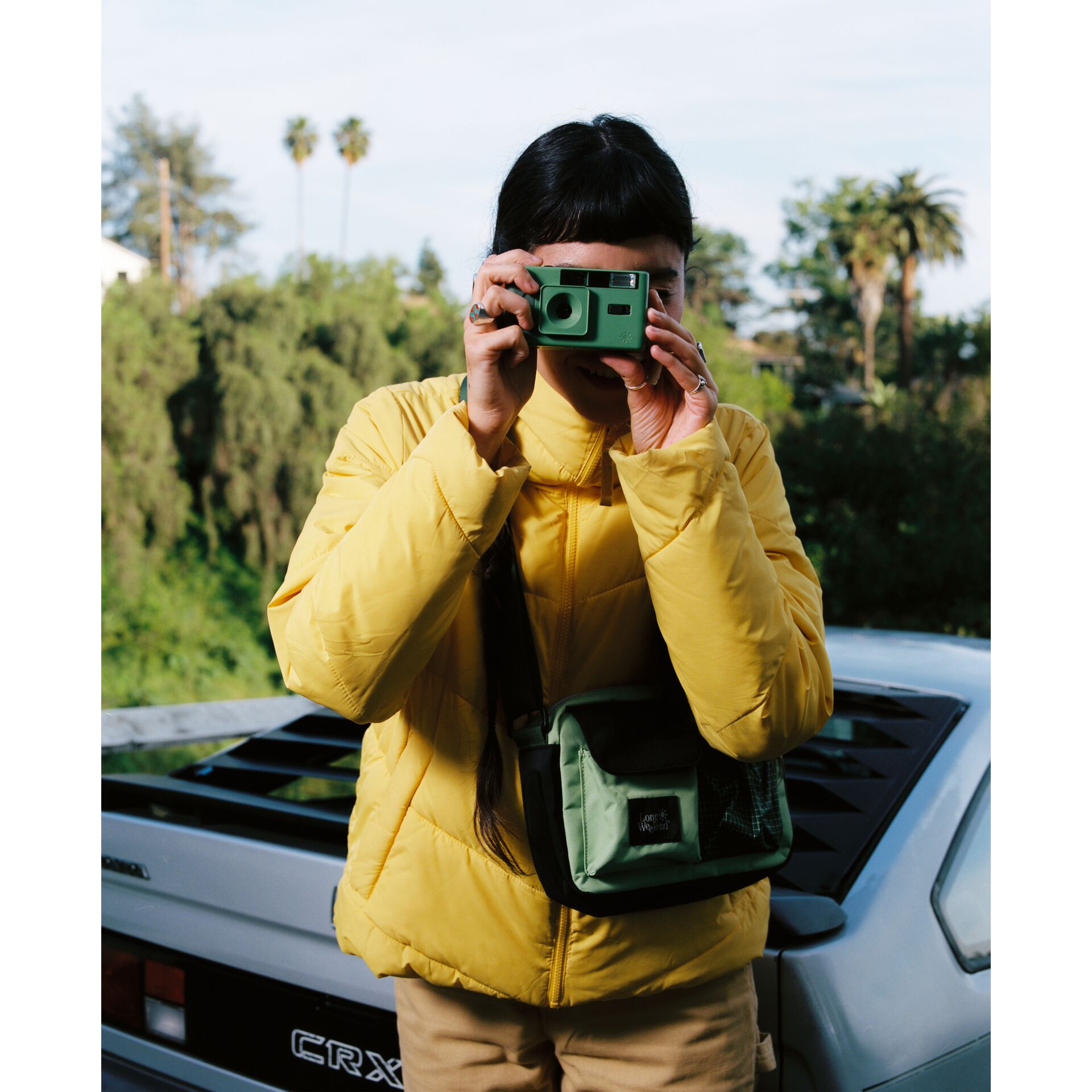 Kamera, Fotoapparat, Grüne Kamera, Outdoor, Gelbe Jacke