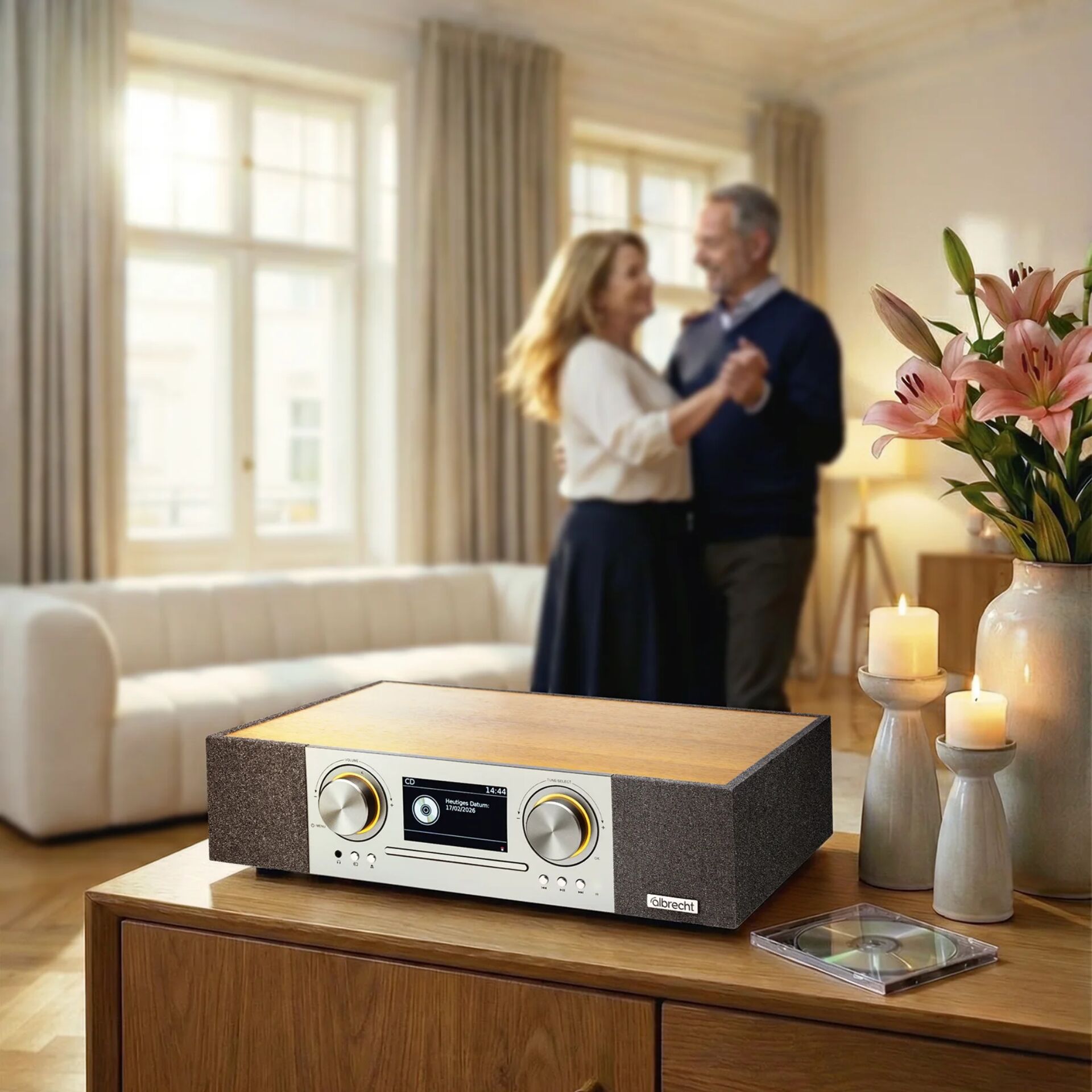 Hifi-Verstärker, Gebraucht-Design, Holzoberfläche, Röhrenlook, Wohnzimmer