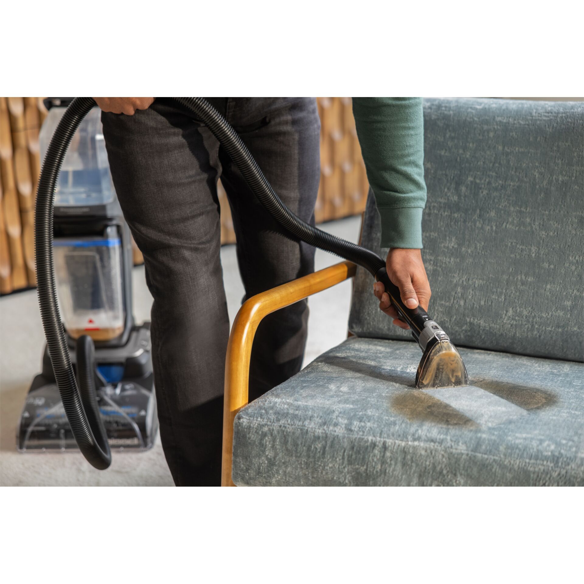 Reinigen, Person, Gerät, Elektrisches Gerät, Innenarchitektur, Erwachsene, Männlich, Mann, Person, Innenarchitektur, Erwachsene, Männlich, Mann, Person, Innenarchitektur, Erwachsene, Männlich, Mann, Person