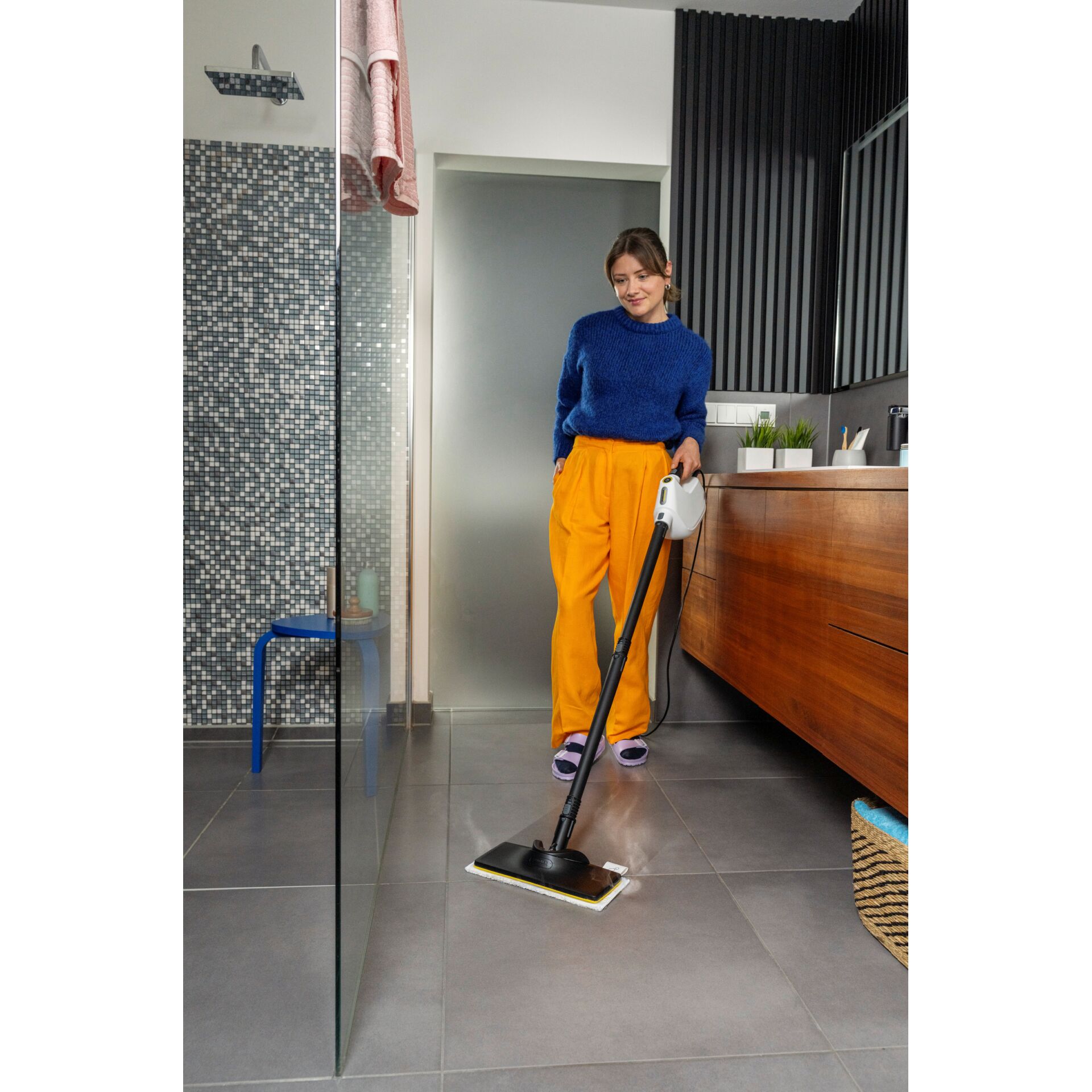 Drinnen, Innenarchitektur, Reinigen, Person