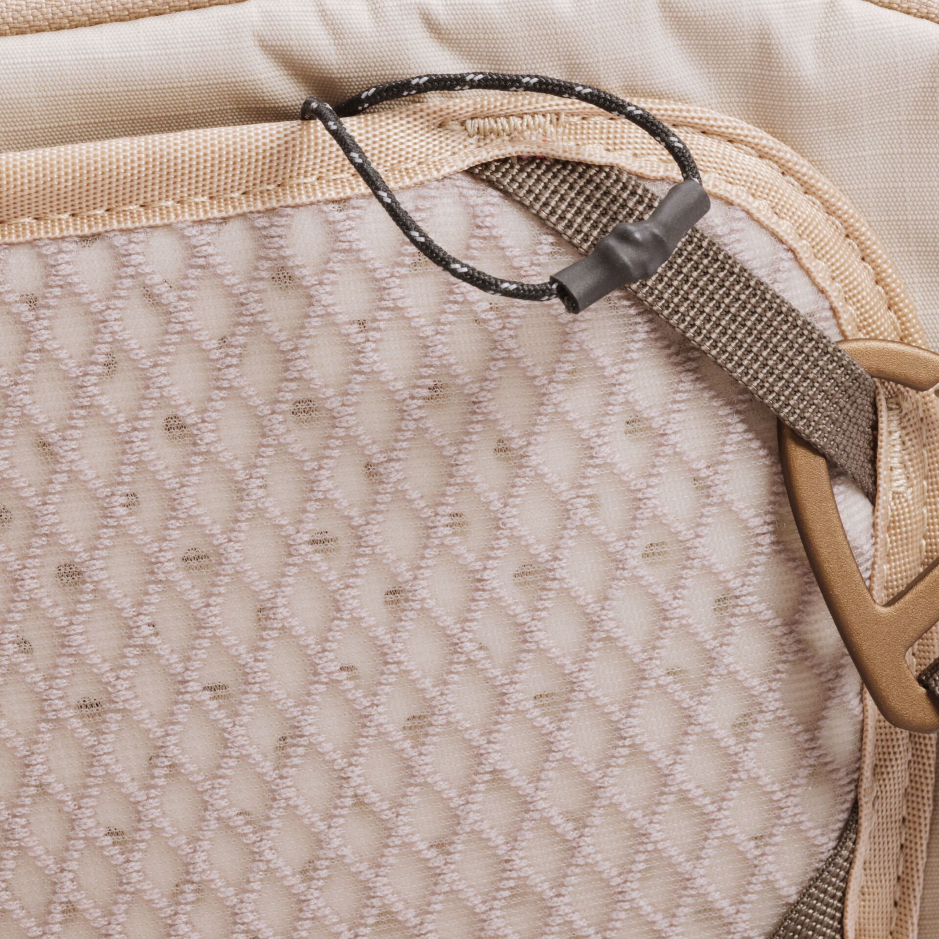 Rucksack, Tragegriff, Mesh-Panel, Kordelzug, Vorne Tasche