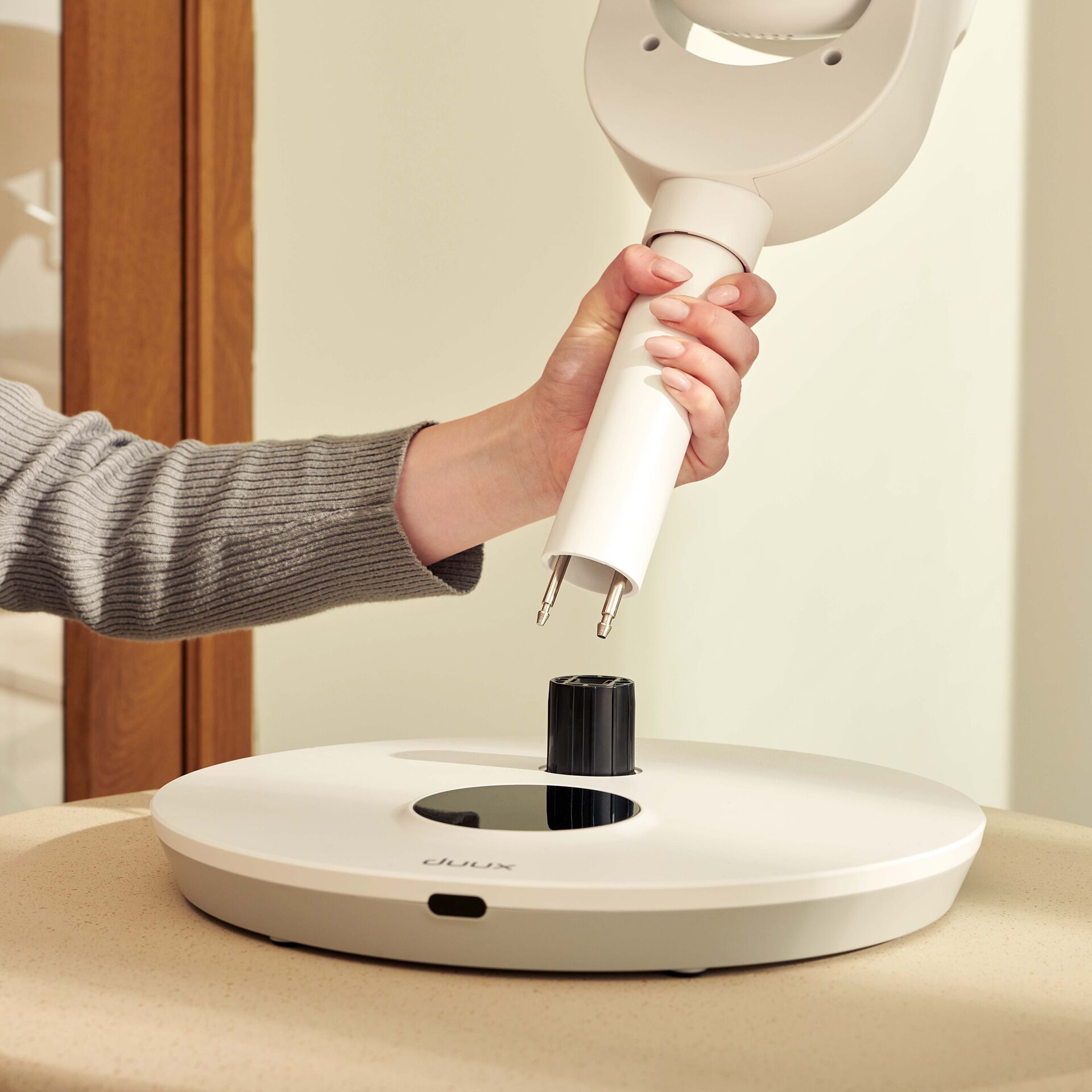 Geräte, Pinselhalter, Elektrischer Handstaubsauger, Halter, Basisplatte