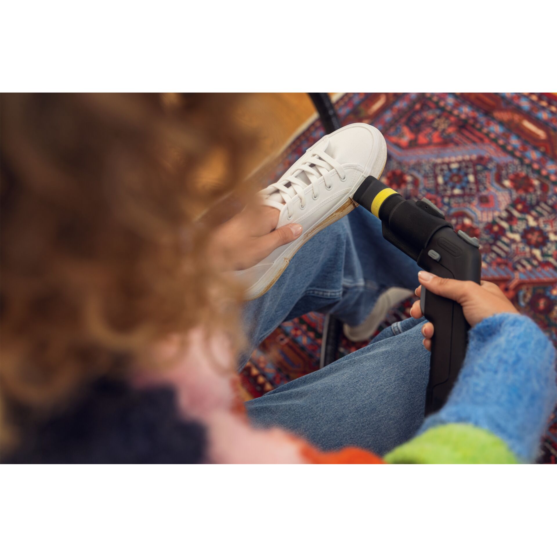 Bekleidung, Schuhwerk, Schuh, Sneaker, Person