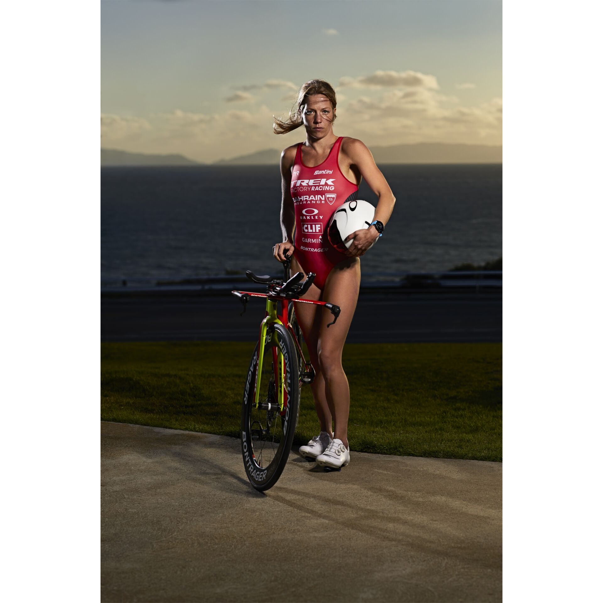 Kurze Hose, Schuh, Erwachsener, Person, Frau