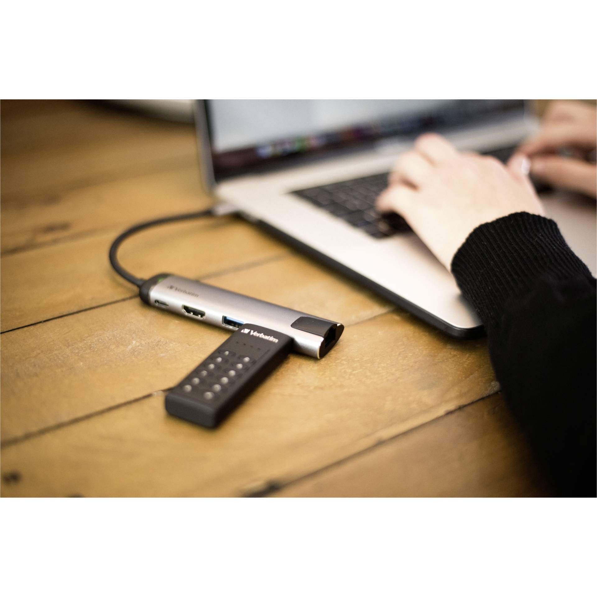Elektronik, Bildschirm, Computer-Hardware, Computer-Tastatur, Überwachen