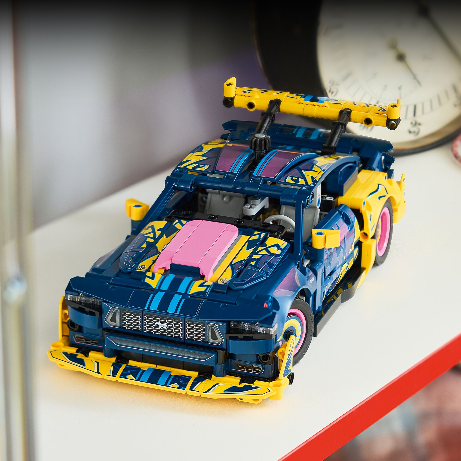 Kits car, Sportwagen, Lego Technic, Gelbblaues Farbschema, Spoiler